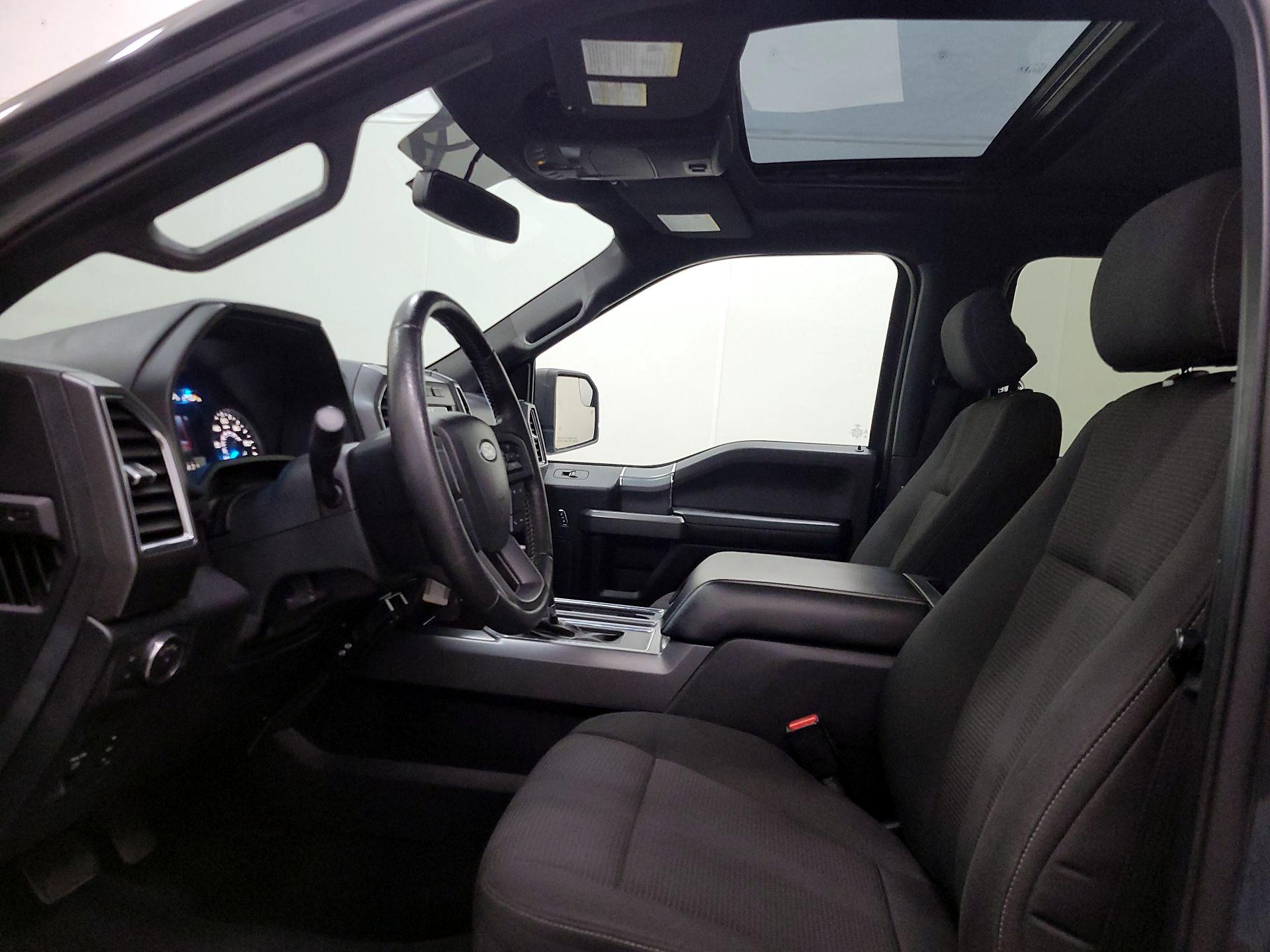 Thumbnail: 2016 Ford F-150 - 19