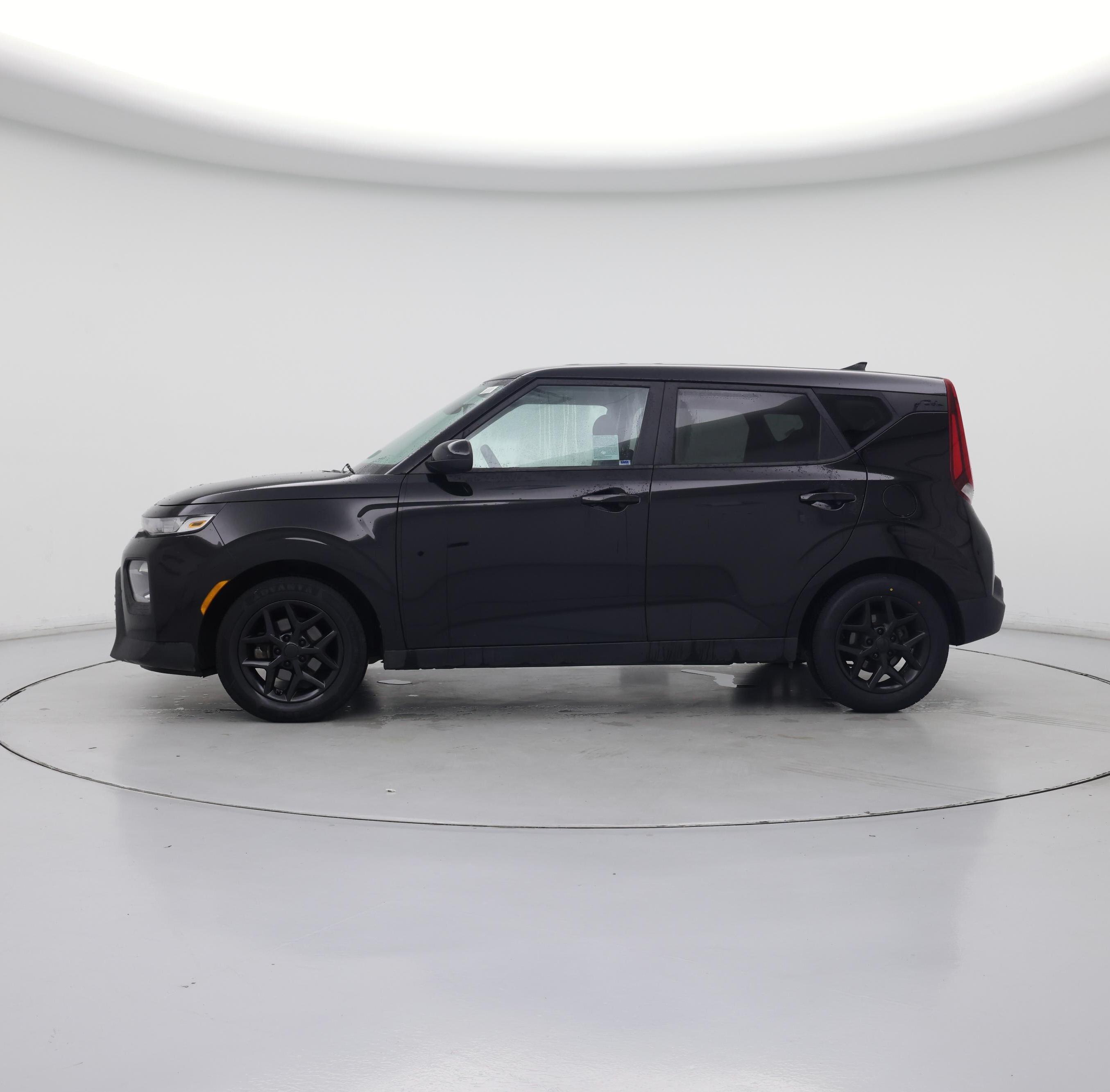 Thumbnail: 2021 Kia Soul - 3