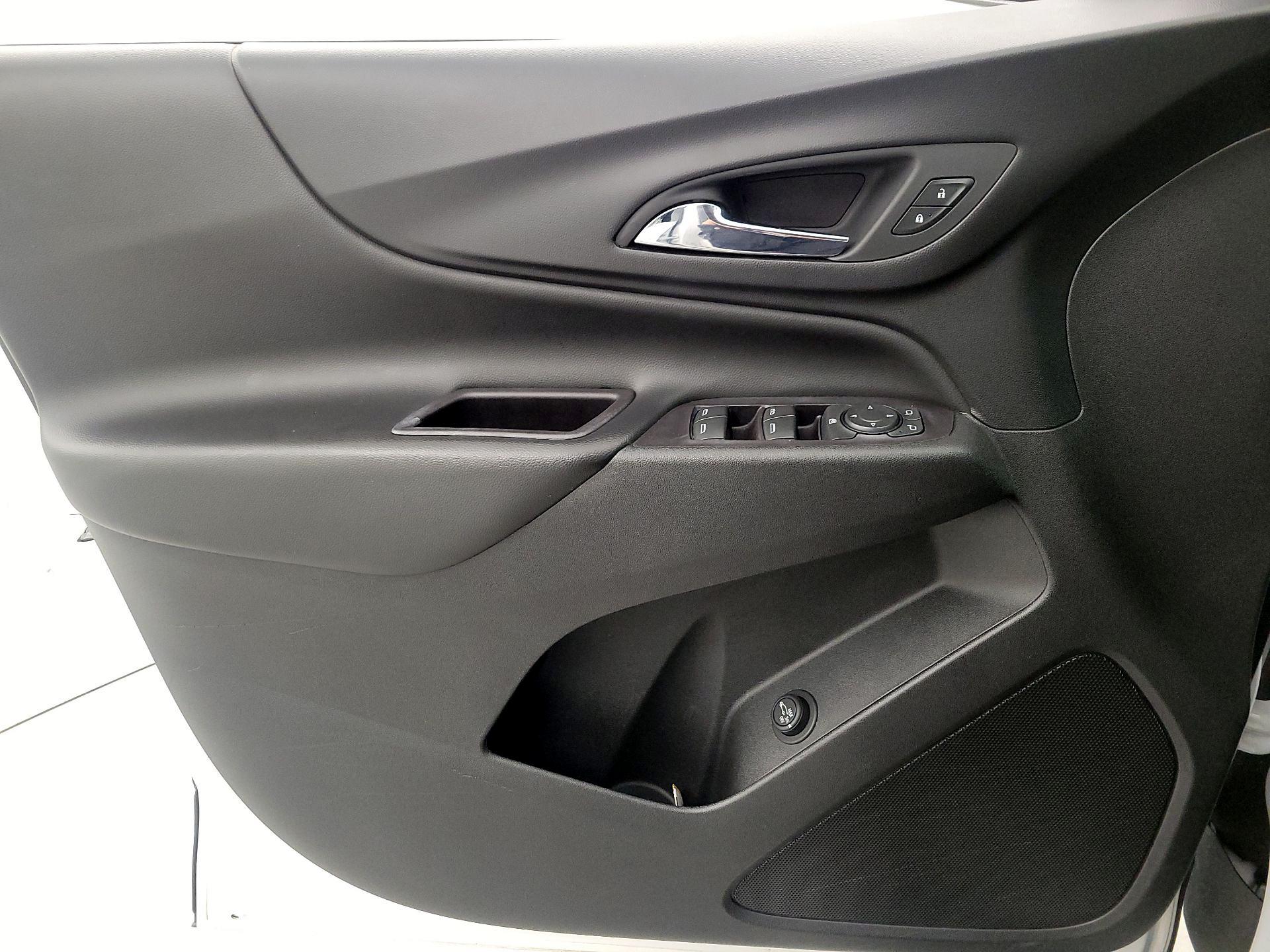 Thumbnail: 2020 Chevrolet Equinox - 12