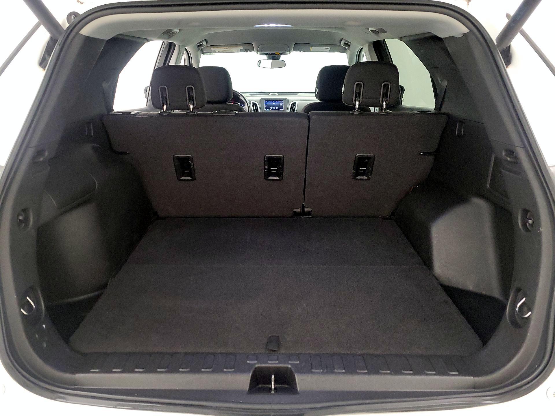 Thumbnail: 2020 Chevrolet Equinox - 20