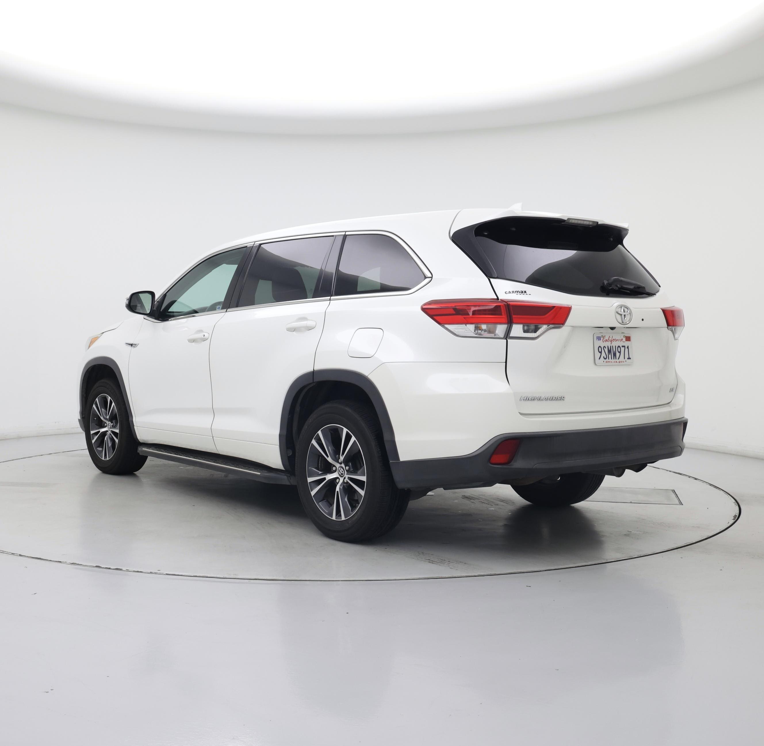 Thumbnail: 2018 Toyota Highlander - 2