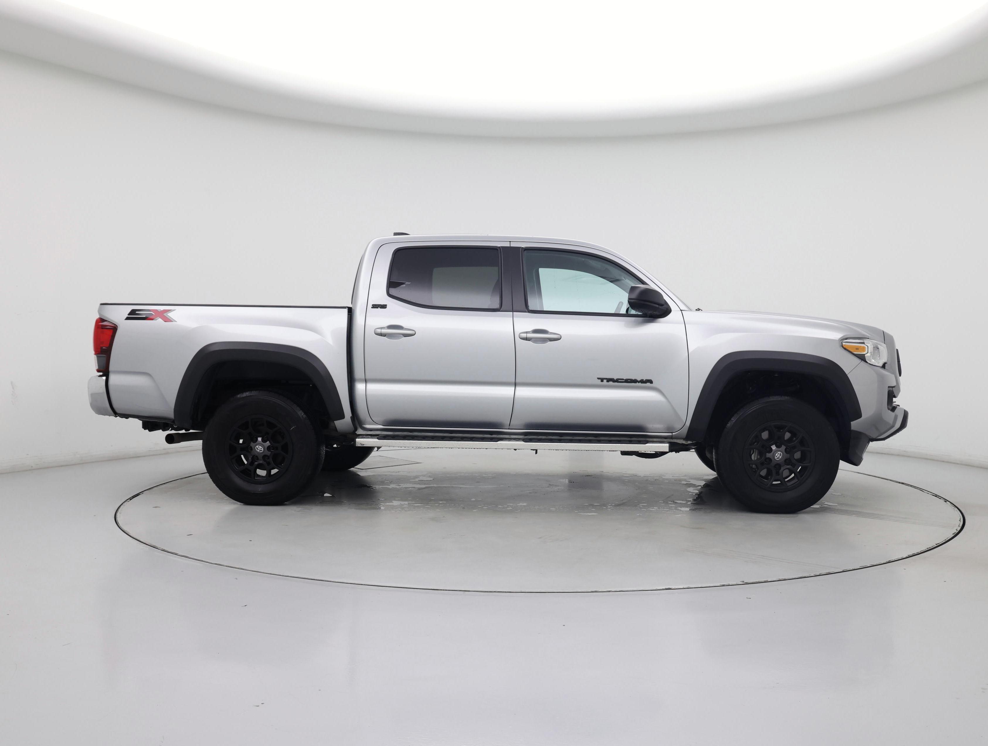 Thumbnail: 2023 Toyota Tacoma - 7