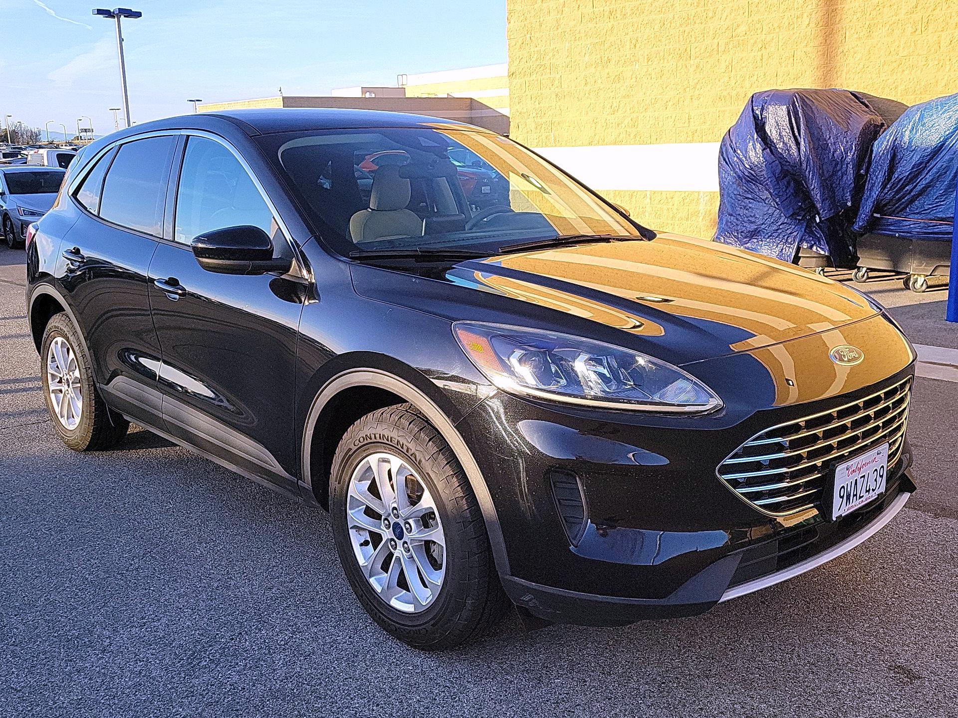 Thumbnail: 2020 Ford Escape - 1