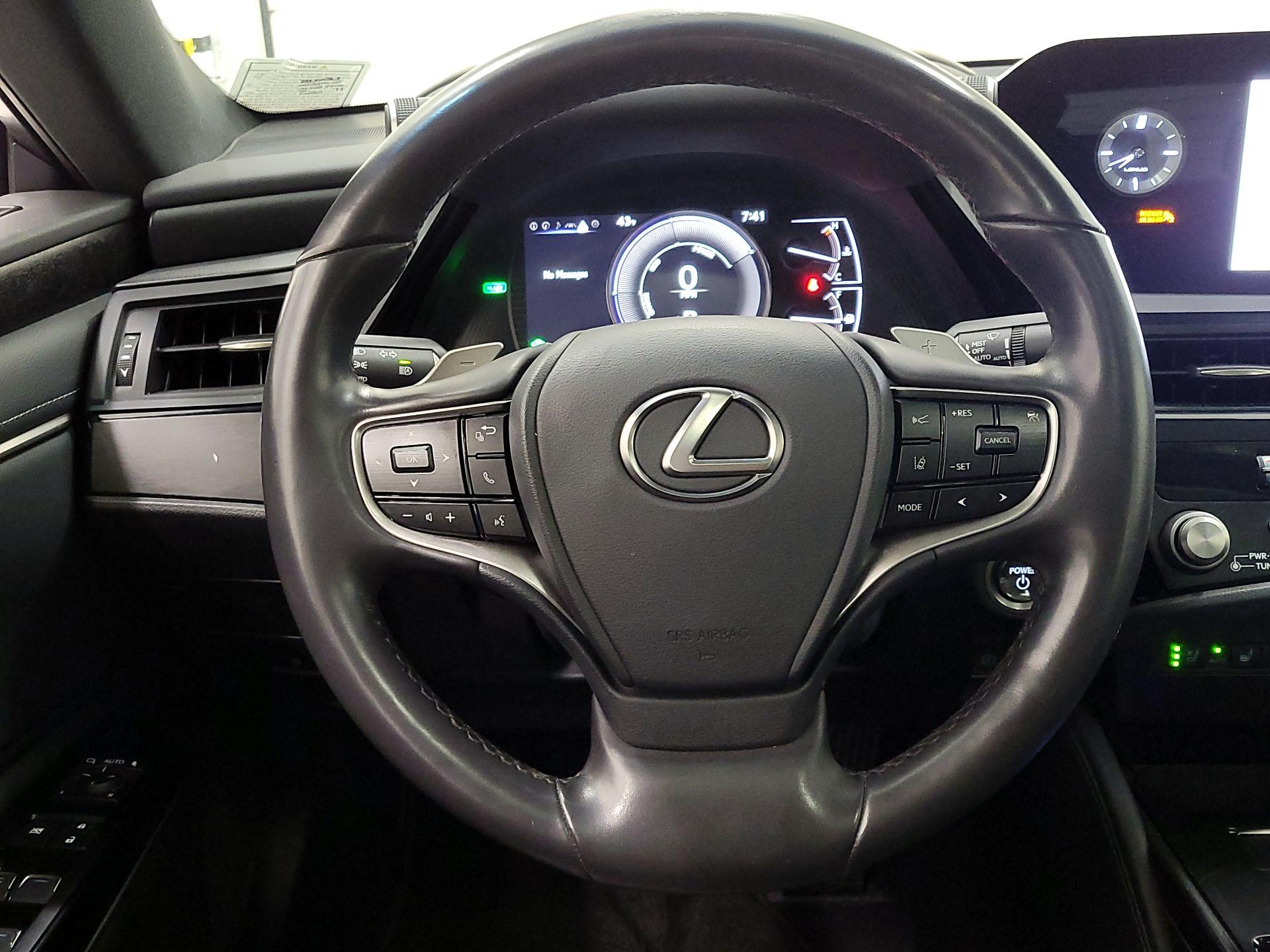 Thumbnail: 2024 Lexus ES - 10