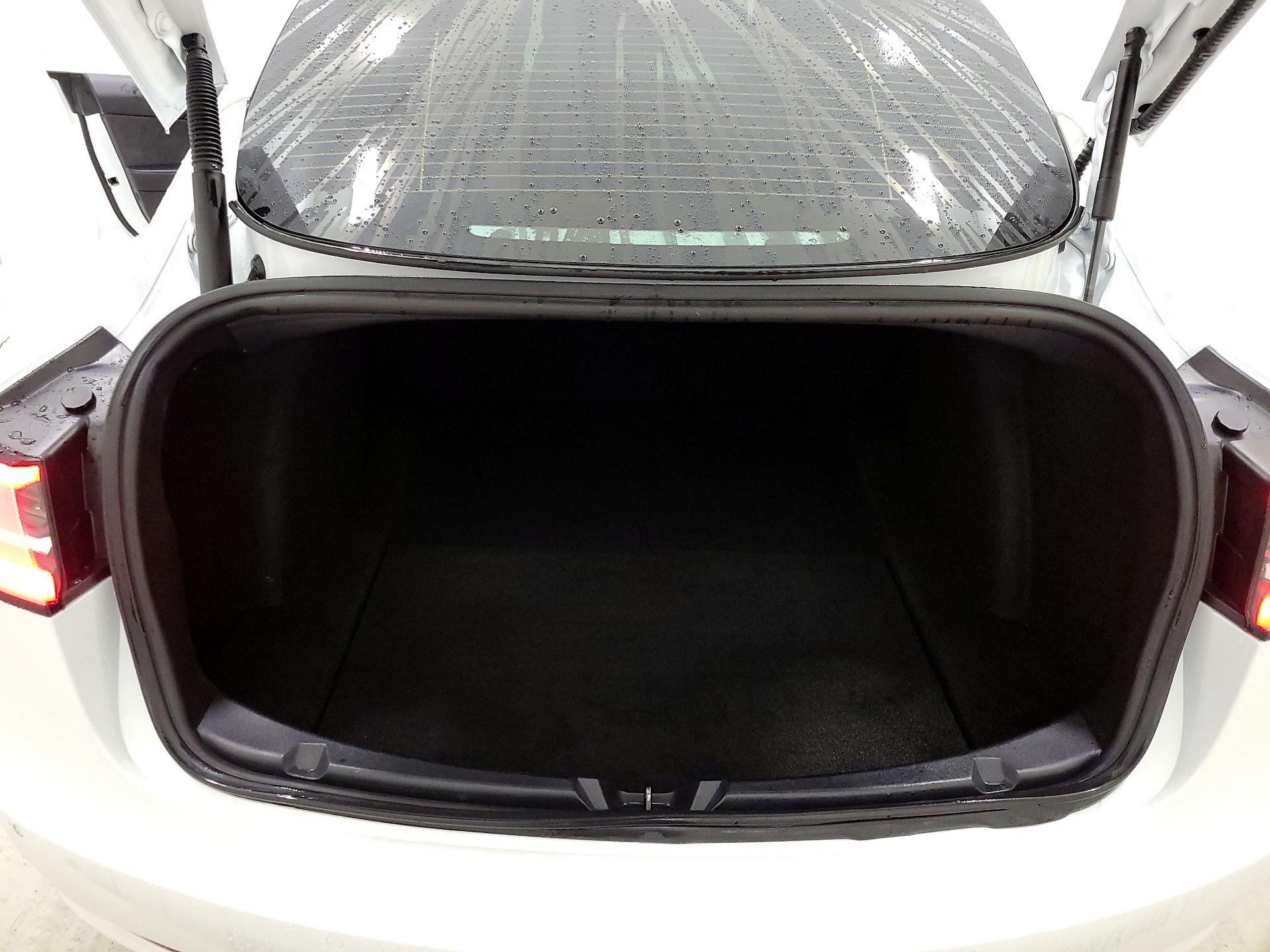 Thumbnail: 2022 Tesla Model 3 - 20