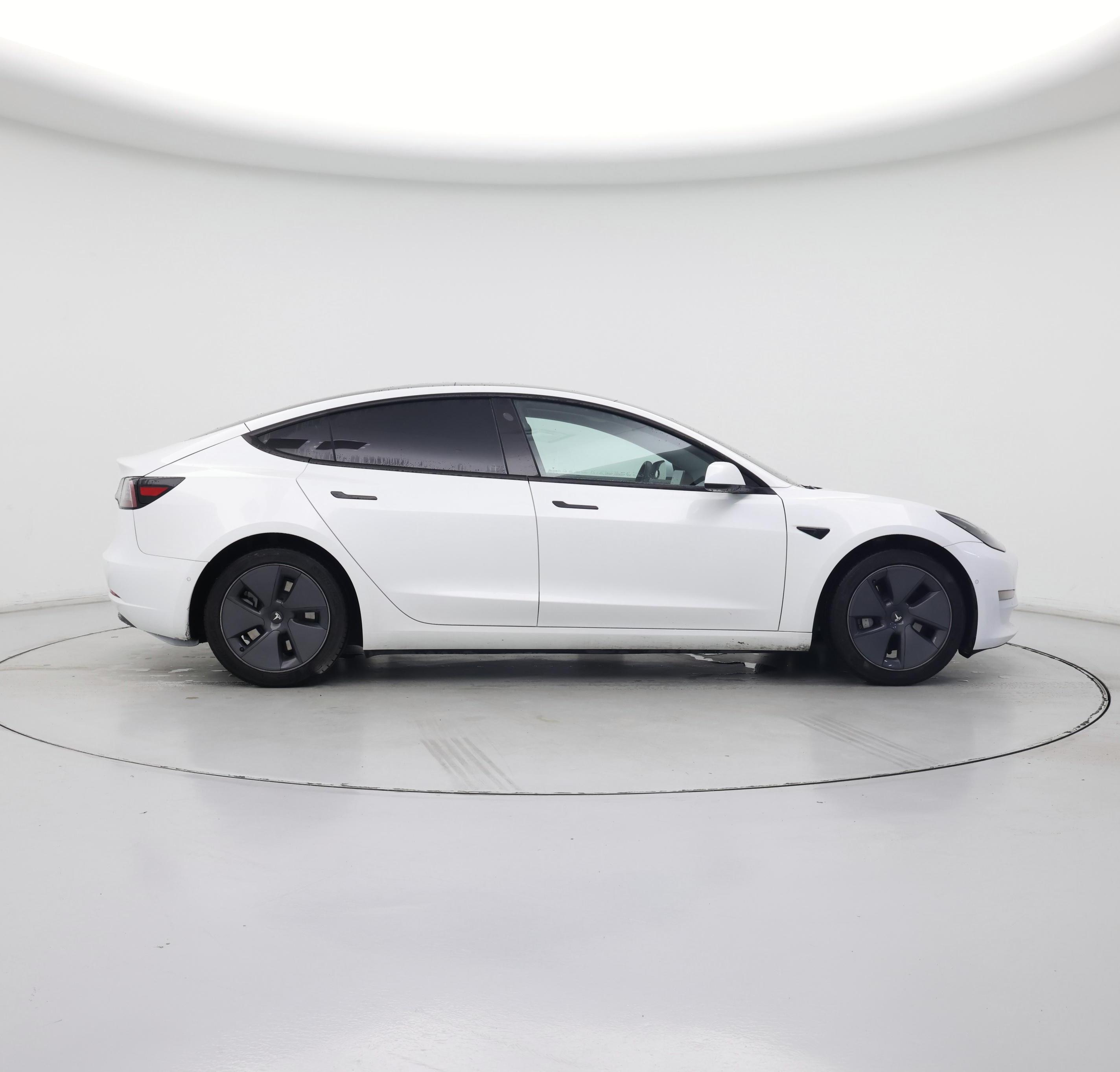 Thumbnail: 2022 Tesla Model 3 - 7