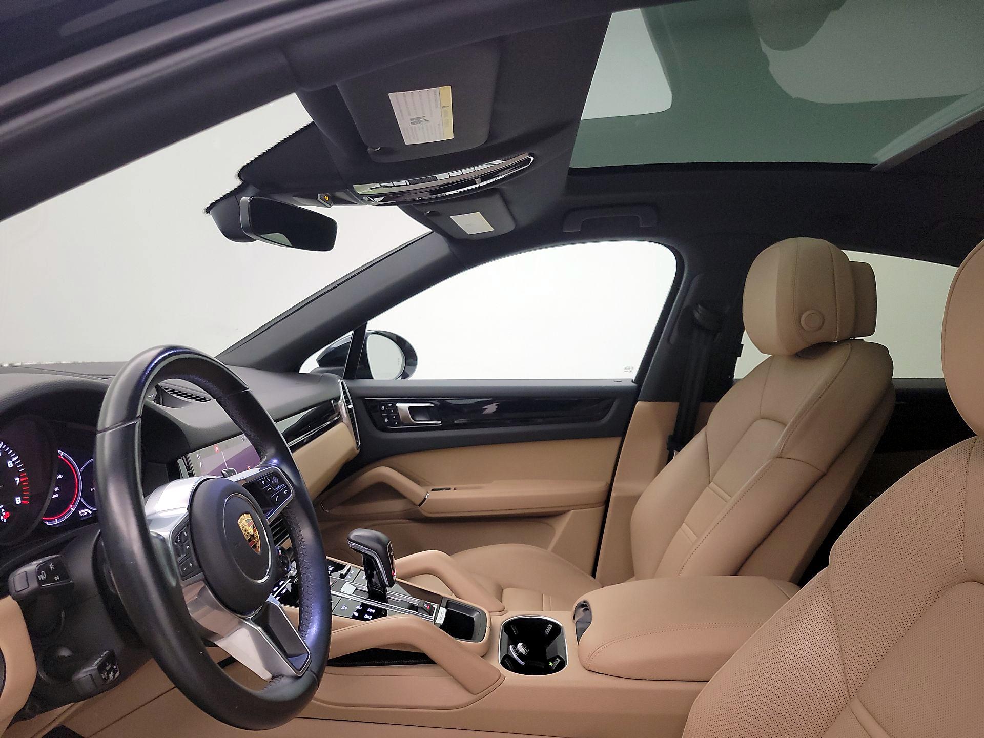 Thumbnail: 2021 Porsche Cayenne - 20