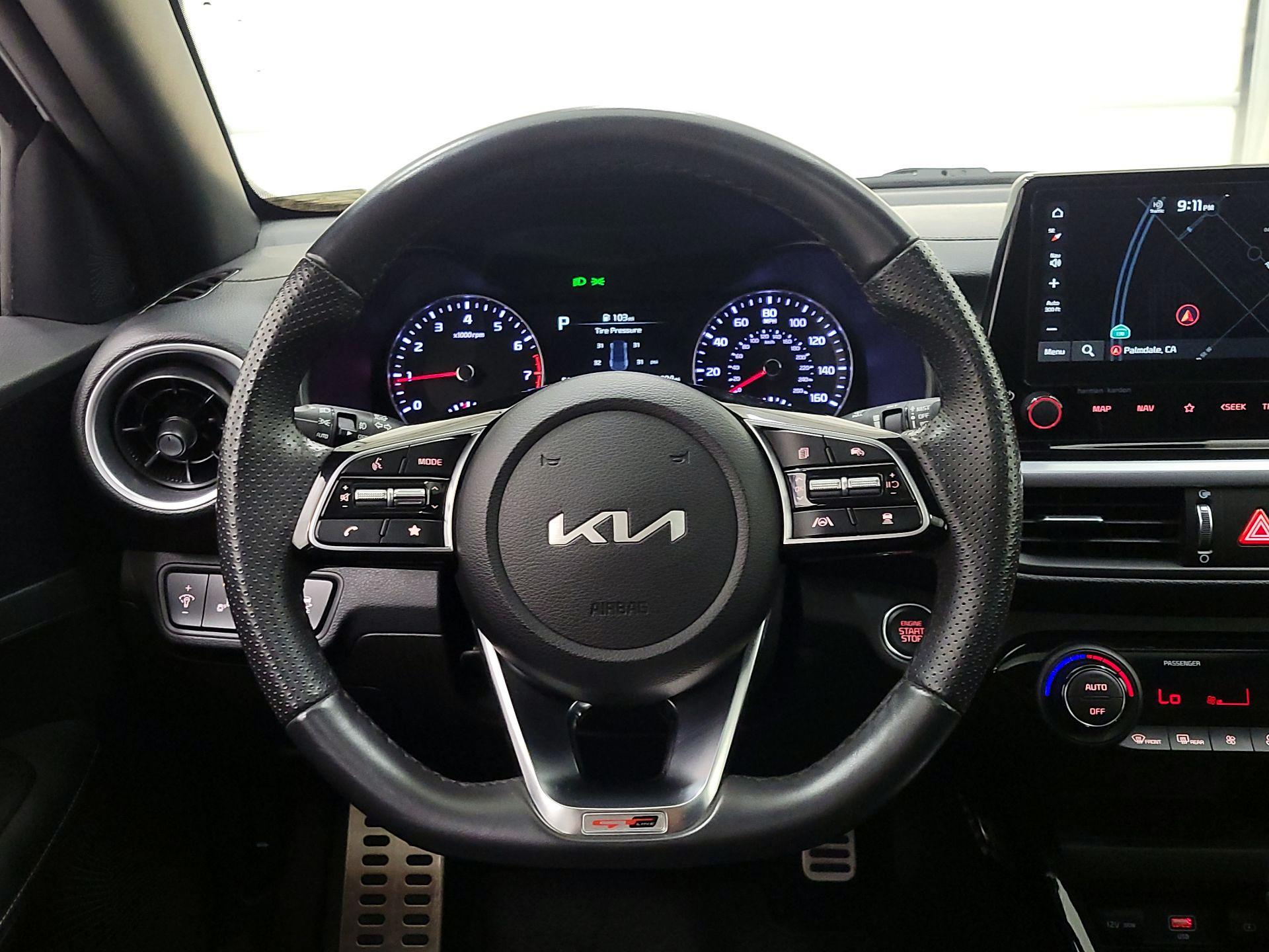 Thumbnail: 2023 Kia Forte - 10