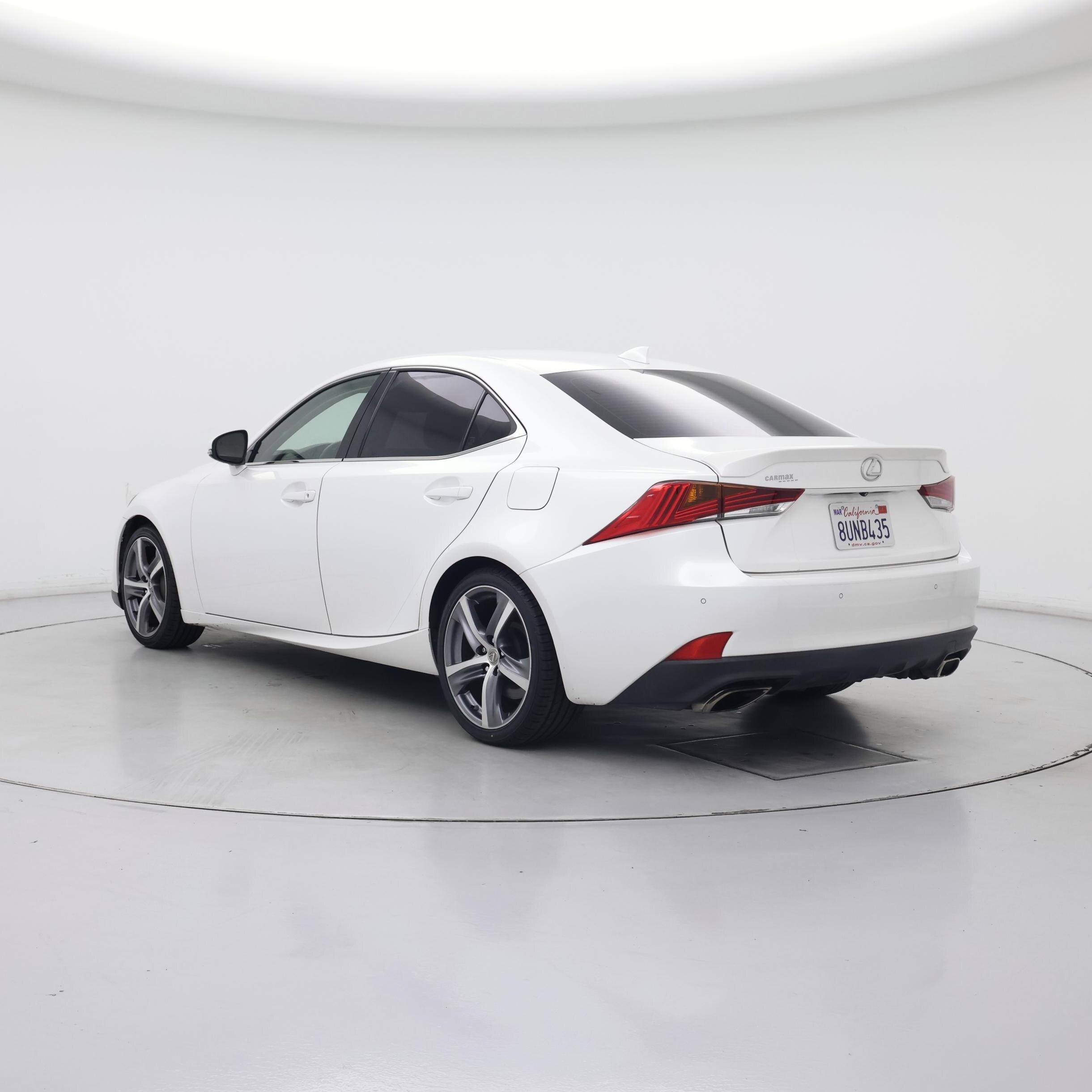 Thumbnail: 2017 Lexus IS - 2