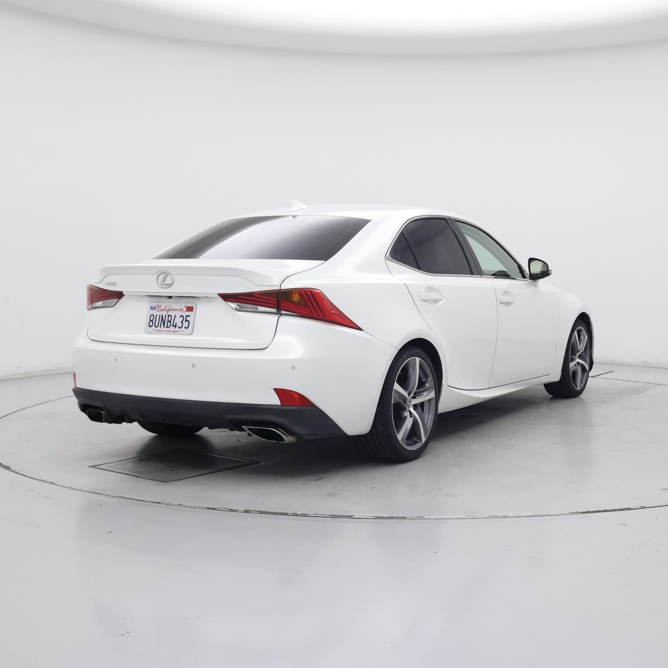 Thumbnail: 2017 Lexus IS - 8