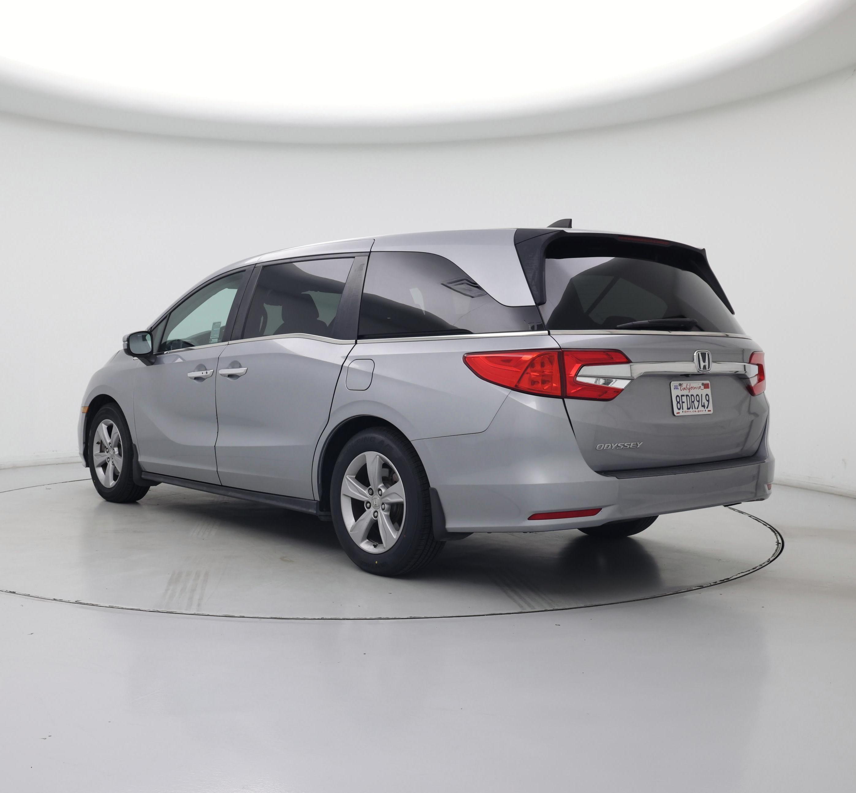 Thumbnail: 2018 Honda Odyssey - 2