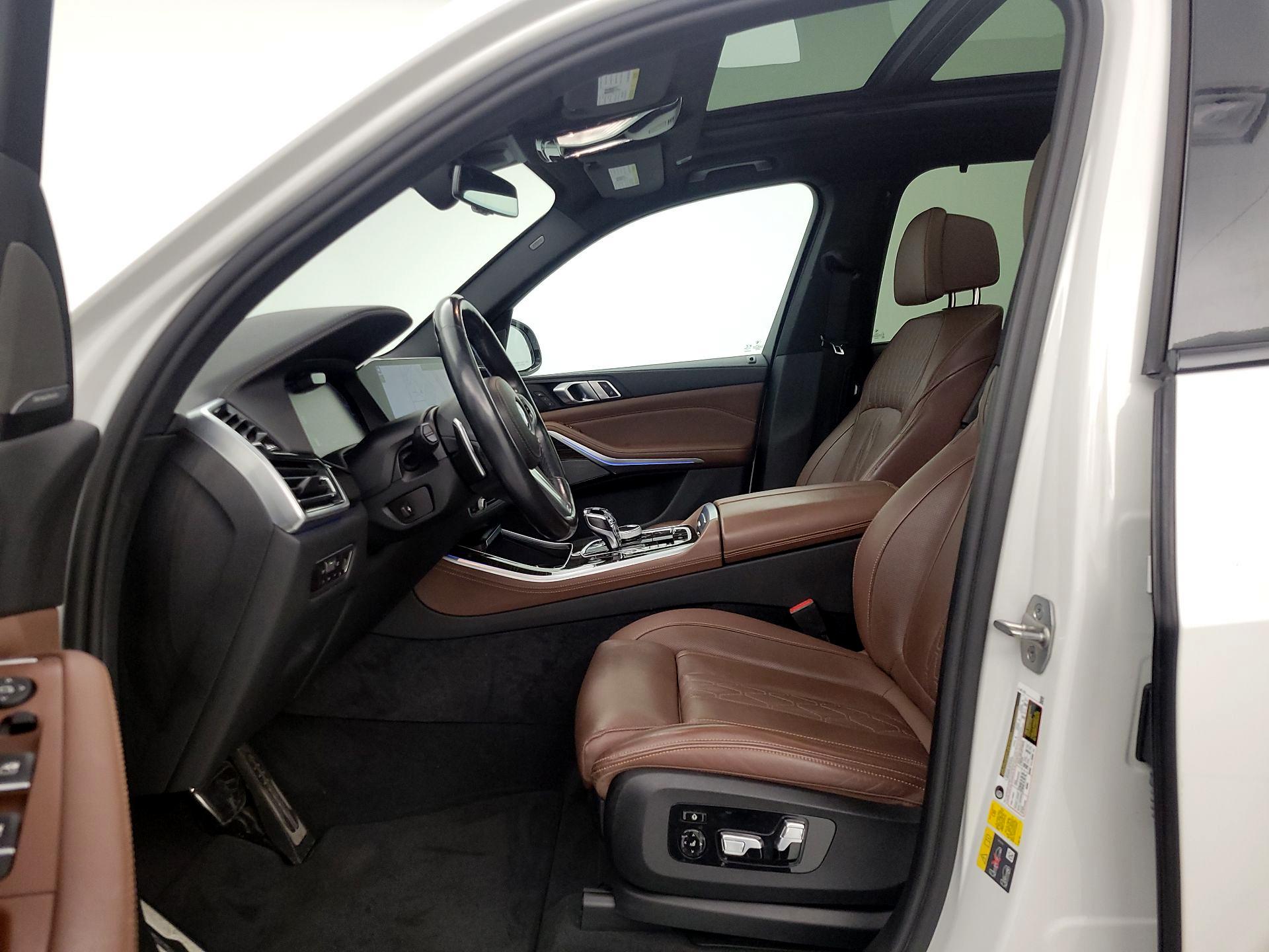 Thumbnail: 2023 BMW X5 - 11