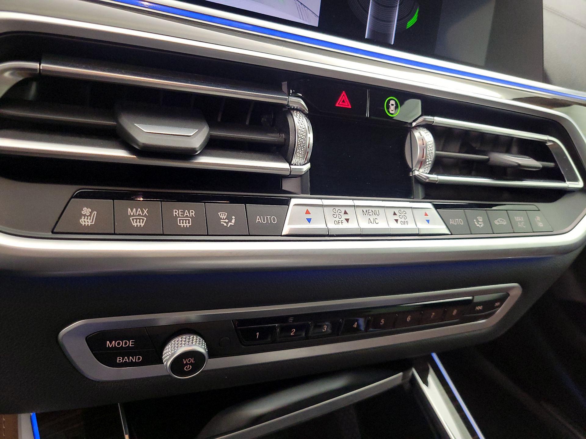 Thumbnail: 2023 BMW X5 - 17