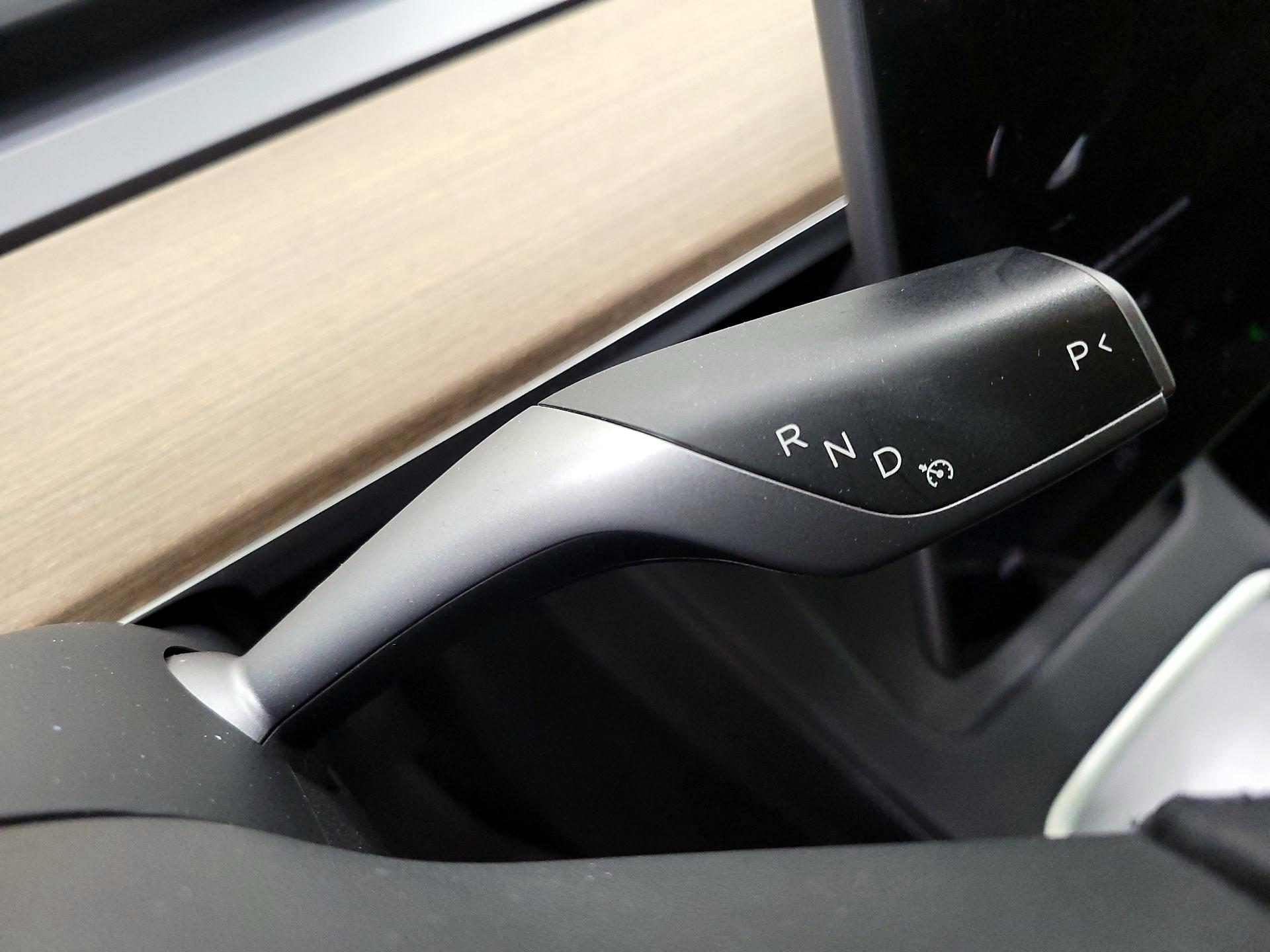 Thumbnail: 2022 Tesla Model Y - 16