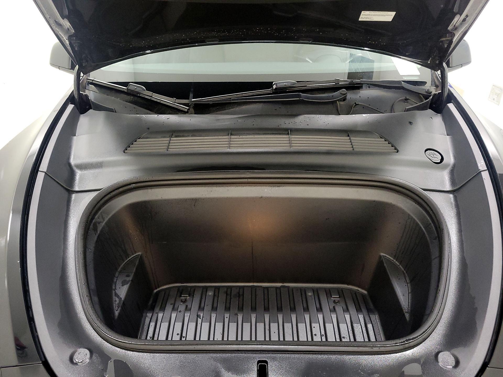 Thumbnail: 2022 Tesla Model Y - 20