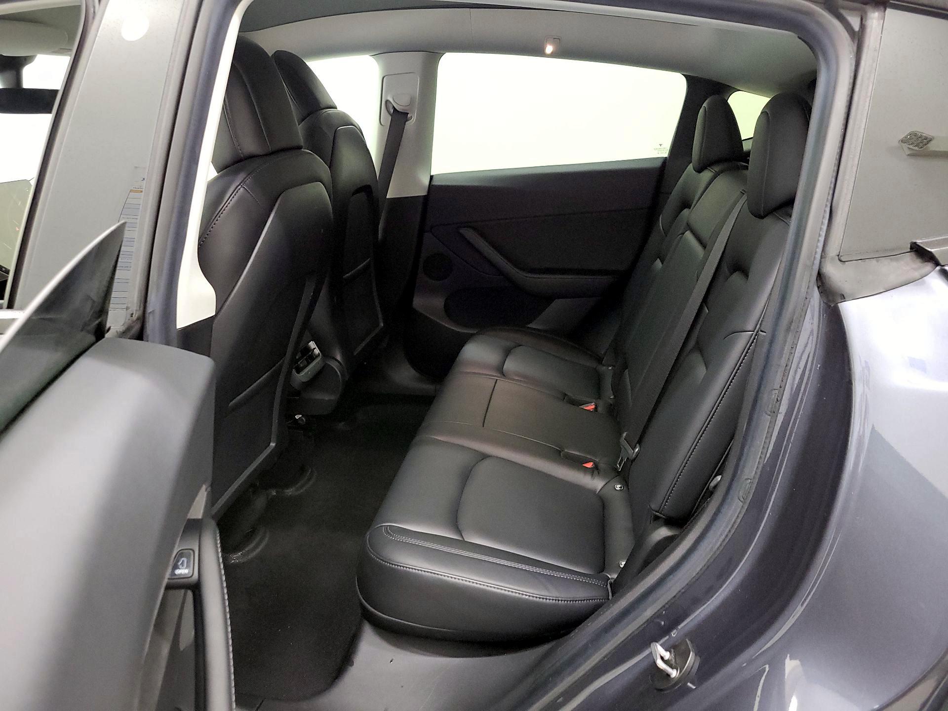 Thumbnail: 2021 Tesla Model Y - 19