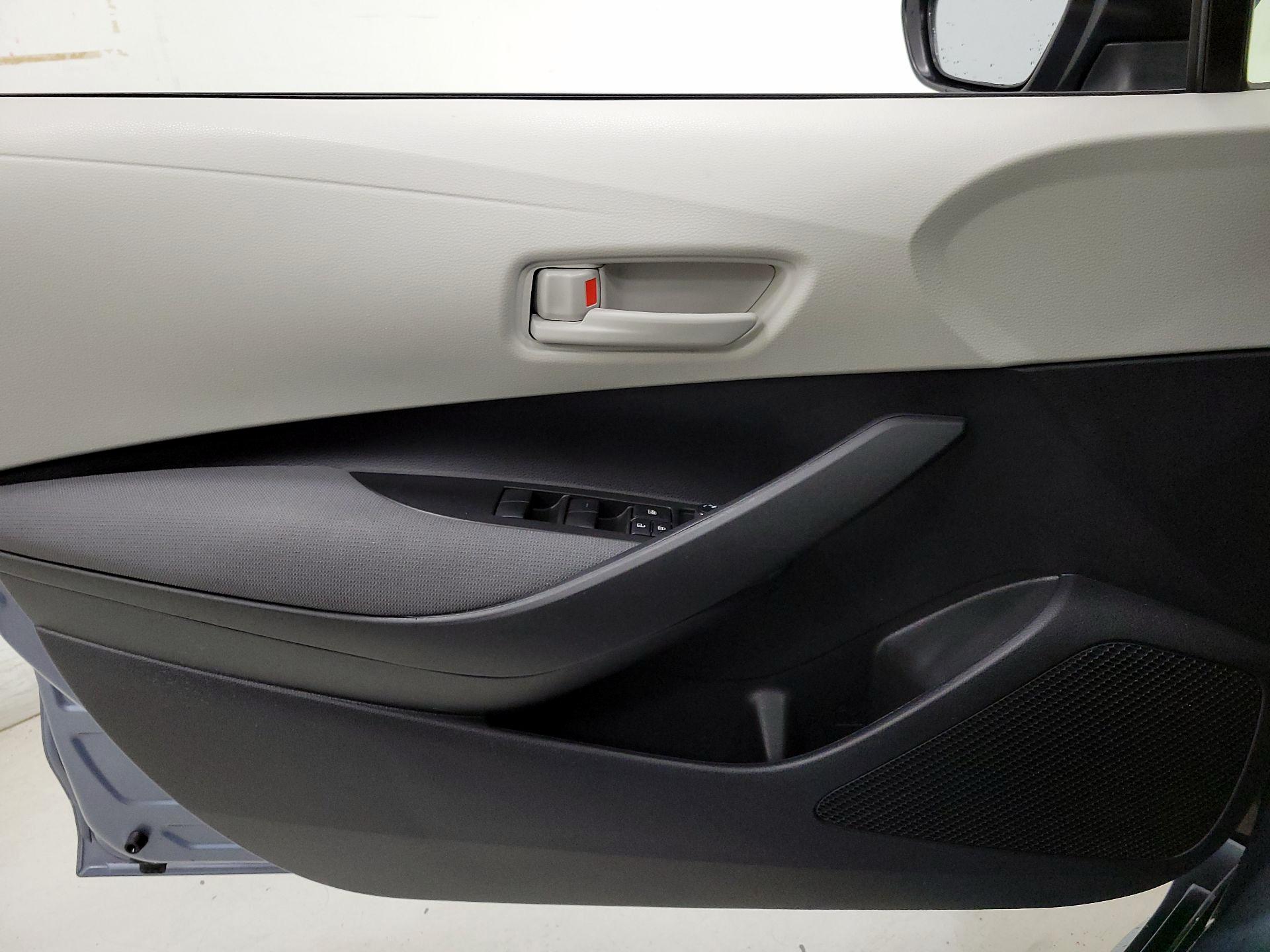 Thumbnail: 2023 Toyota Corolla - 12