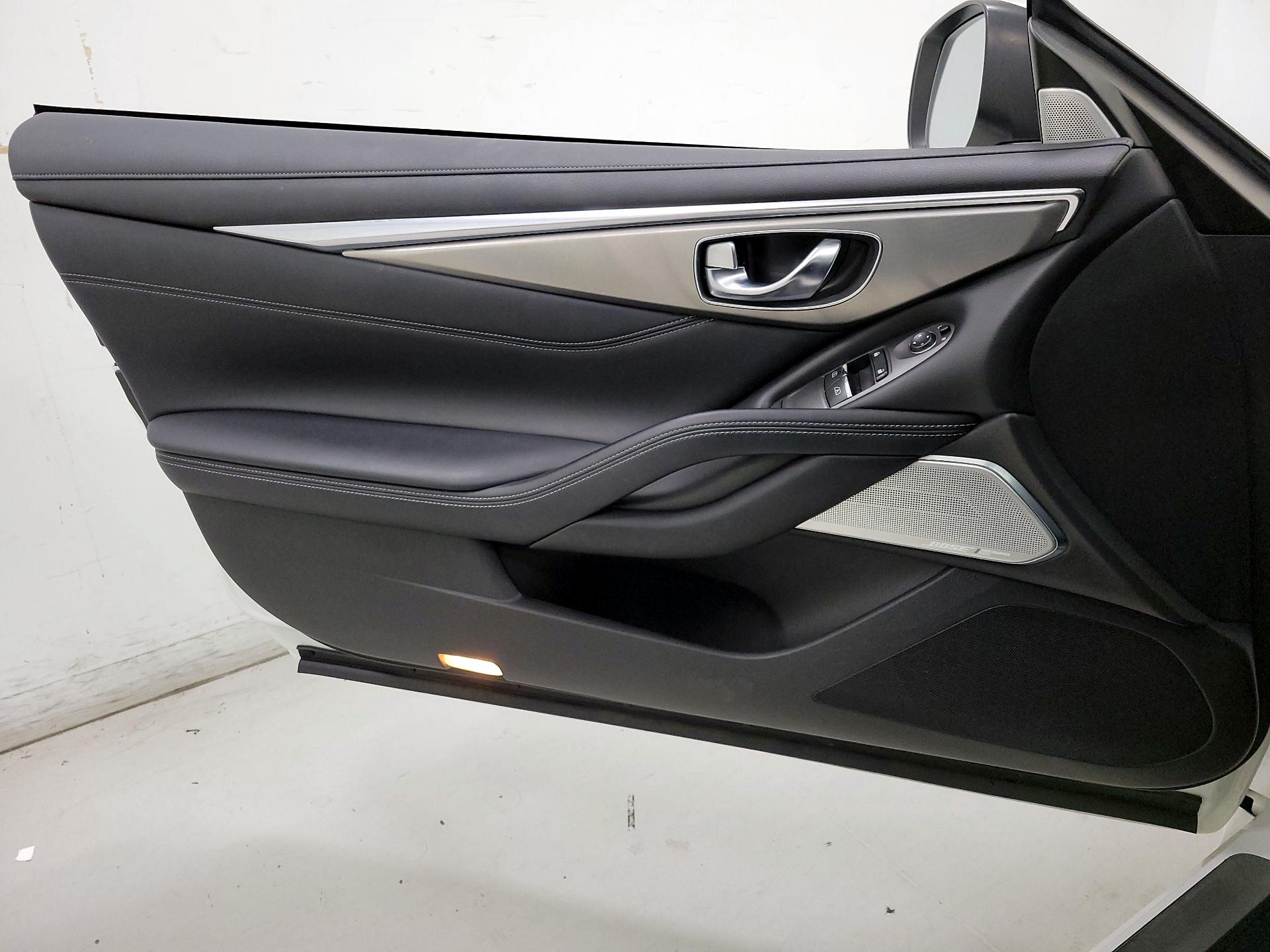 Thumbnail: 2018 INFINITI Q60 - 12