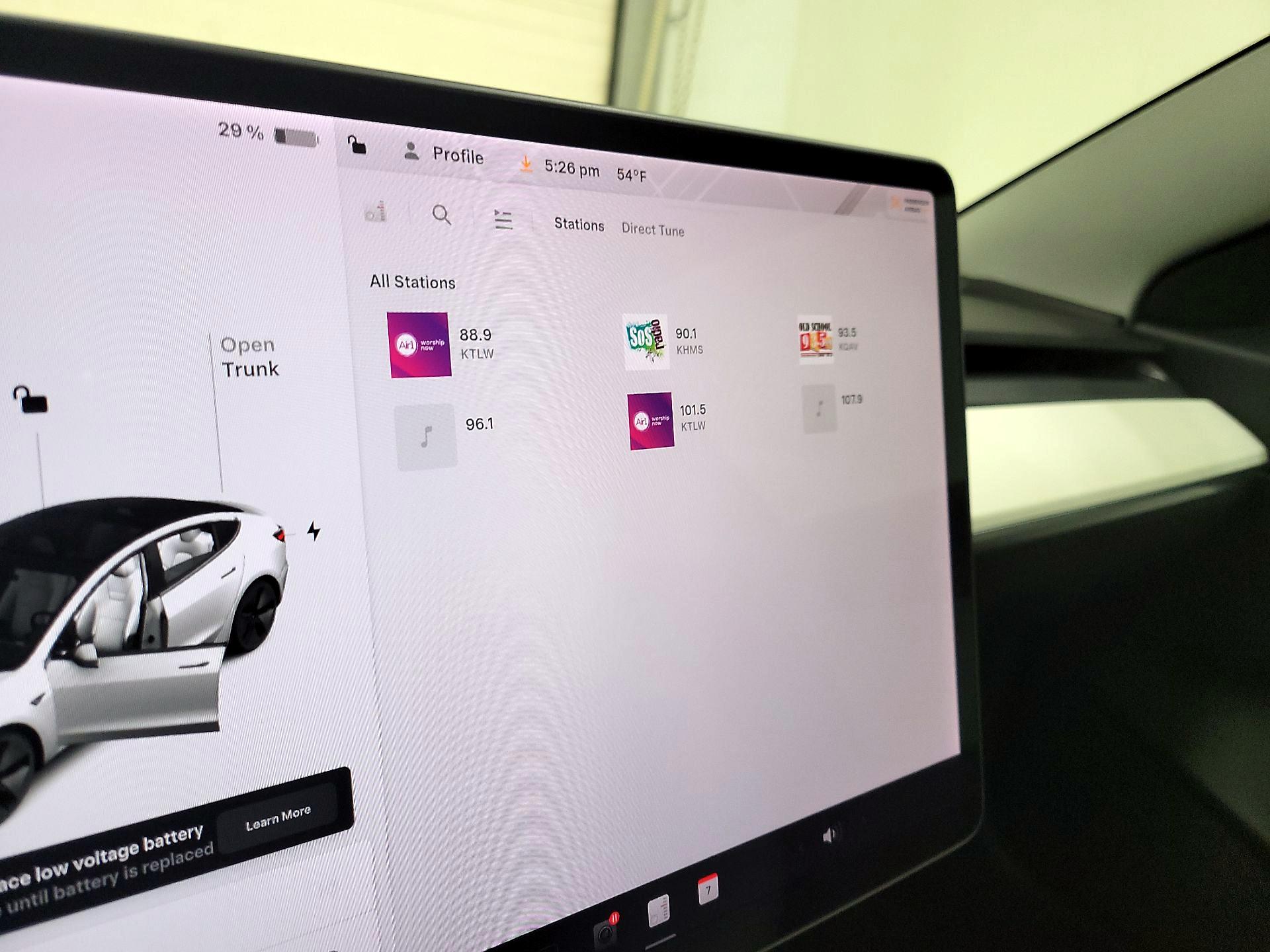 Thumbnail: 2021 Tesla Model 3 - 15