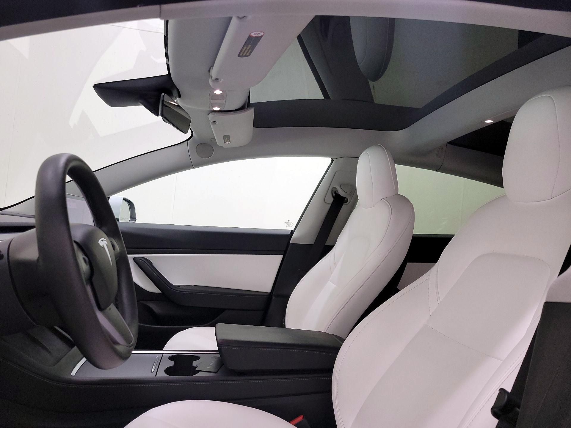 Thumbnail: 2021 Tesla Model 3 - 18