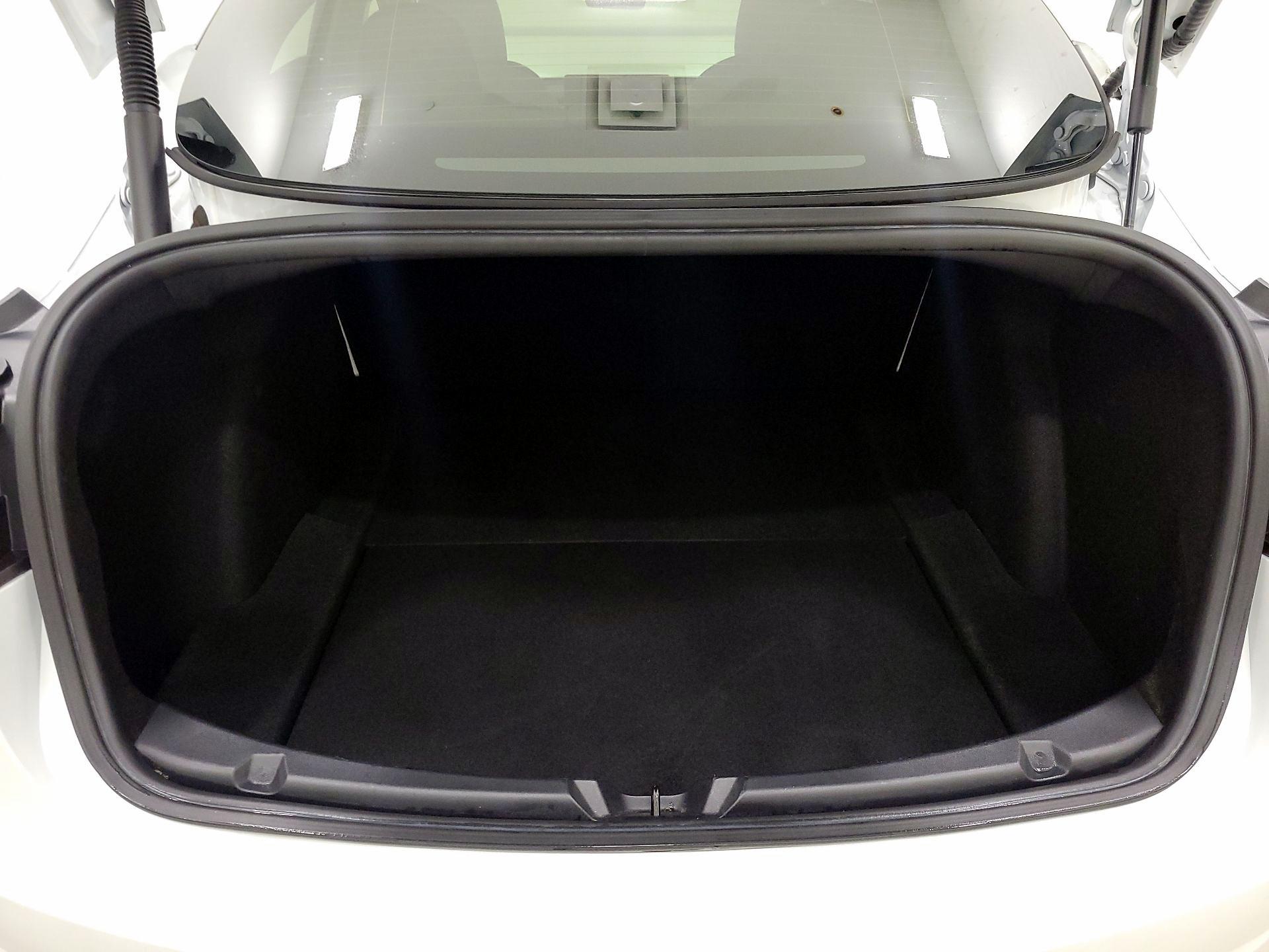 Thumbnail: 2021 Tesla Model 3 - 20