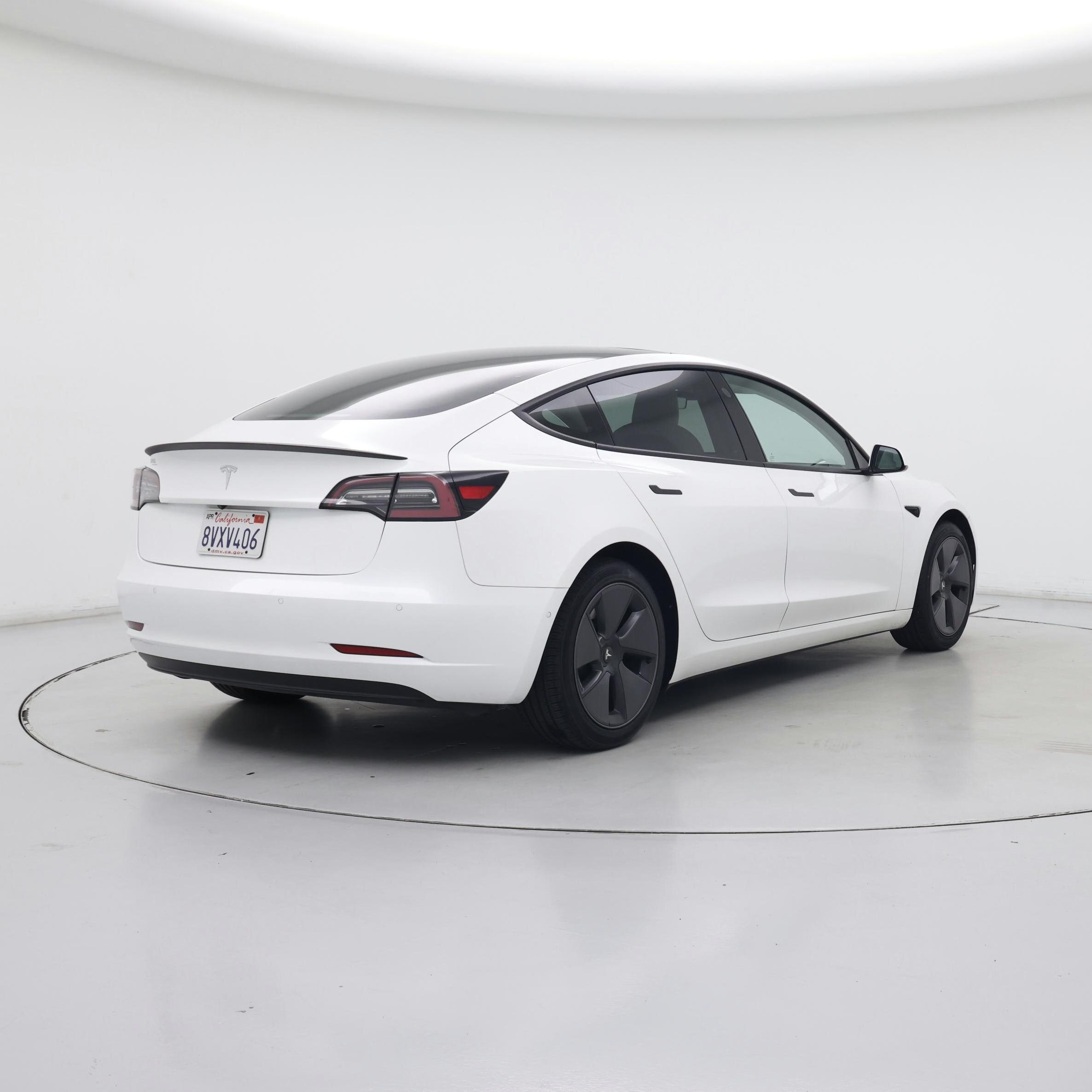 Thumbnail: 2021 Tesla Model 3 - 8