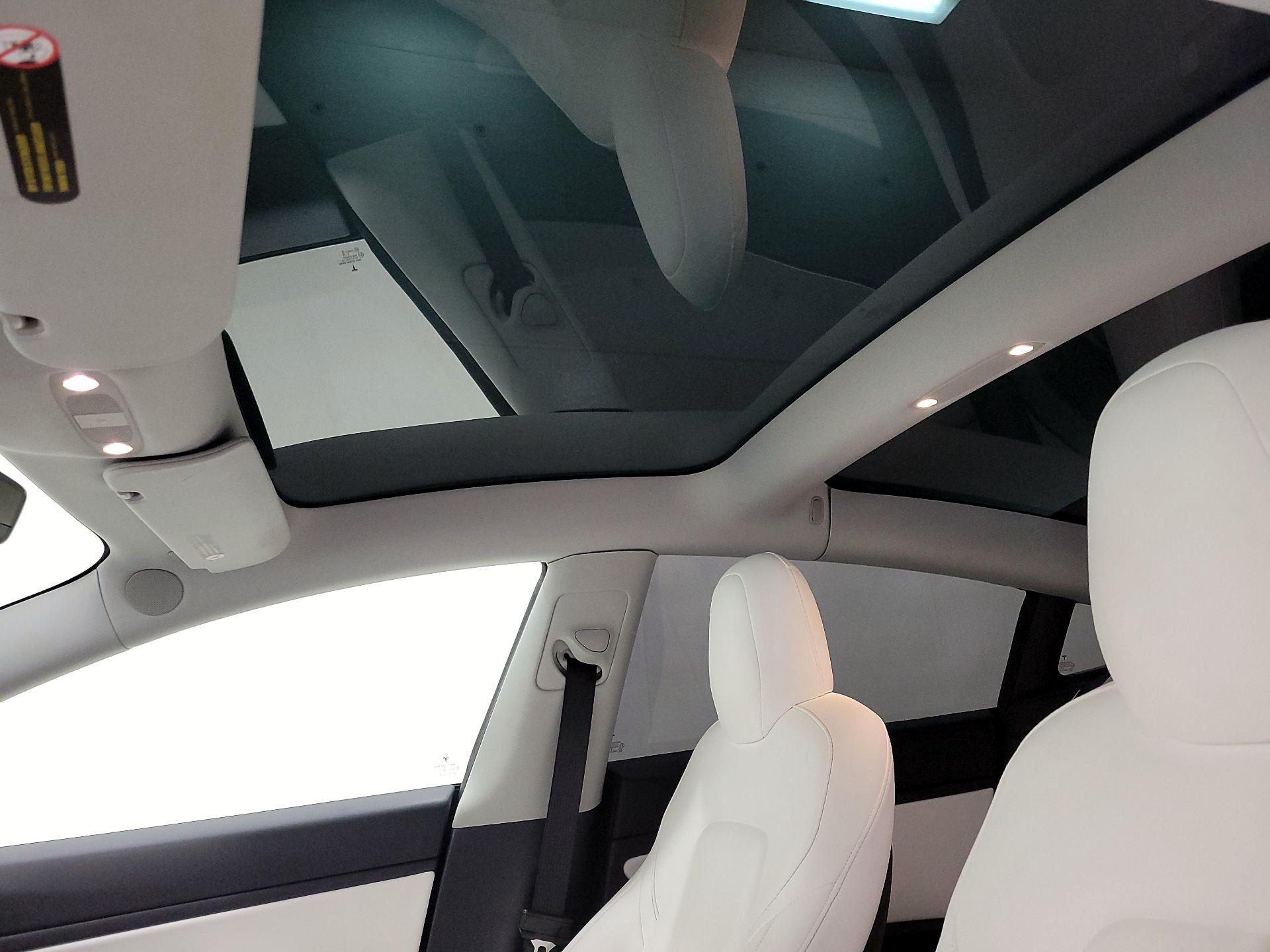 Thumbnail: 2019 Tesla Model 3 - 19