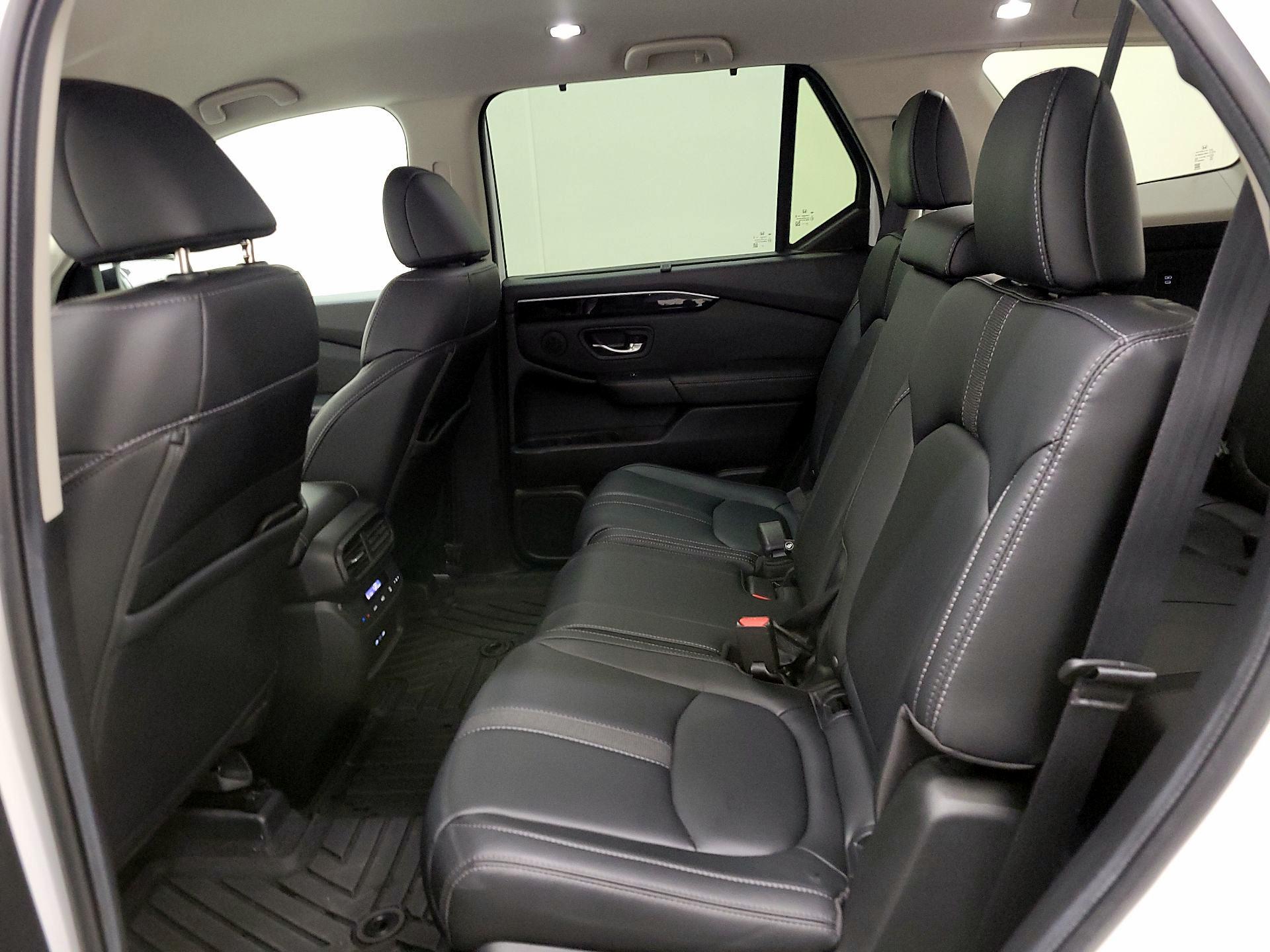 Thumbnail: 2024 Honda Pilot - 19