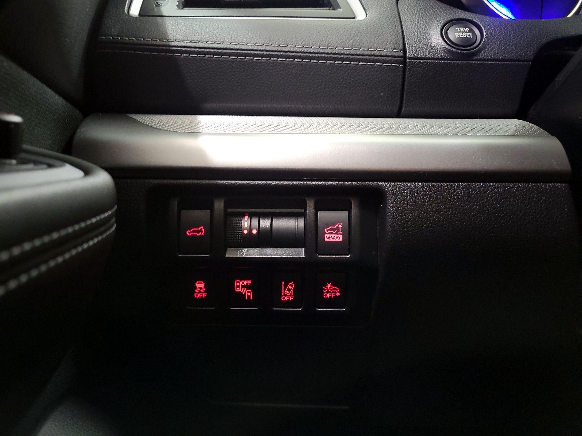 Thumbnail: 2018 Subaru Outback - 13