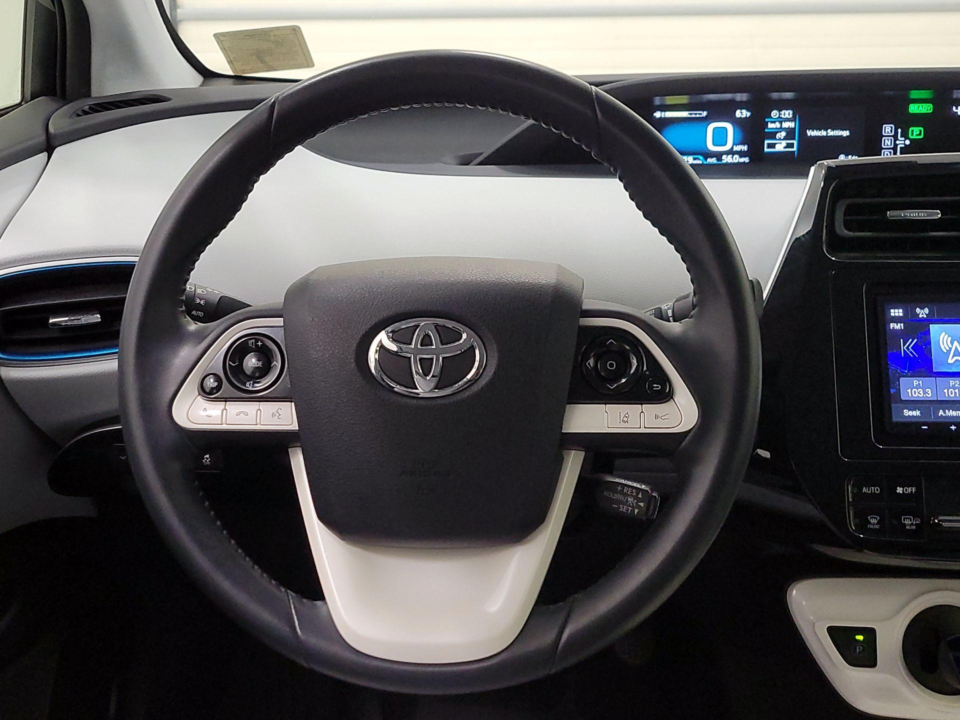 Thumbnail: 2018 Toyota Prius - 10