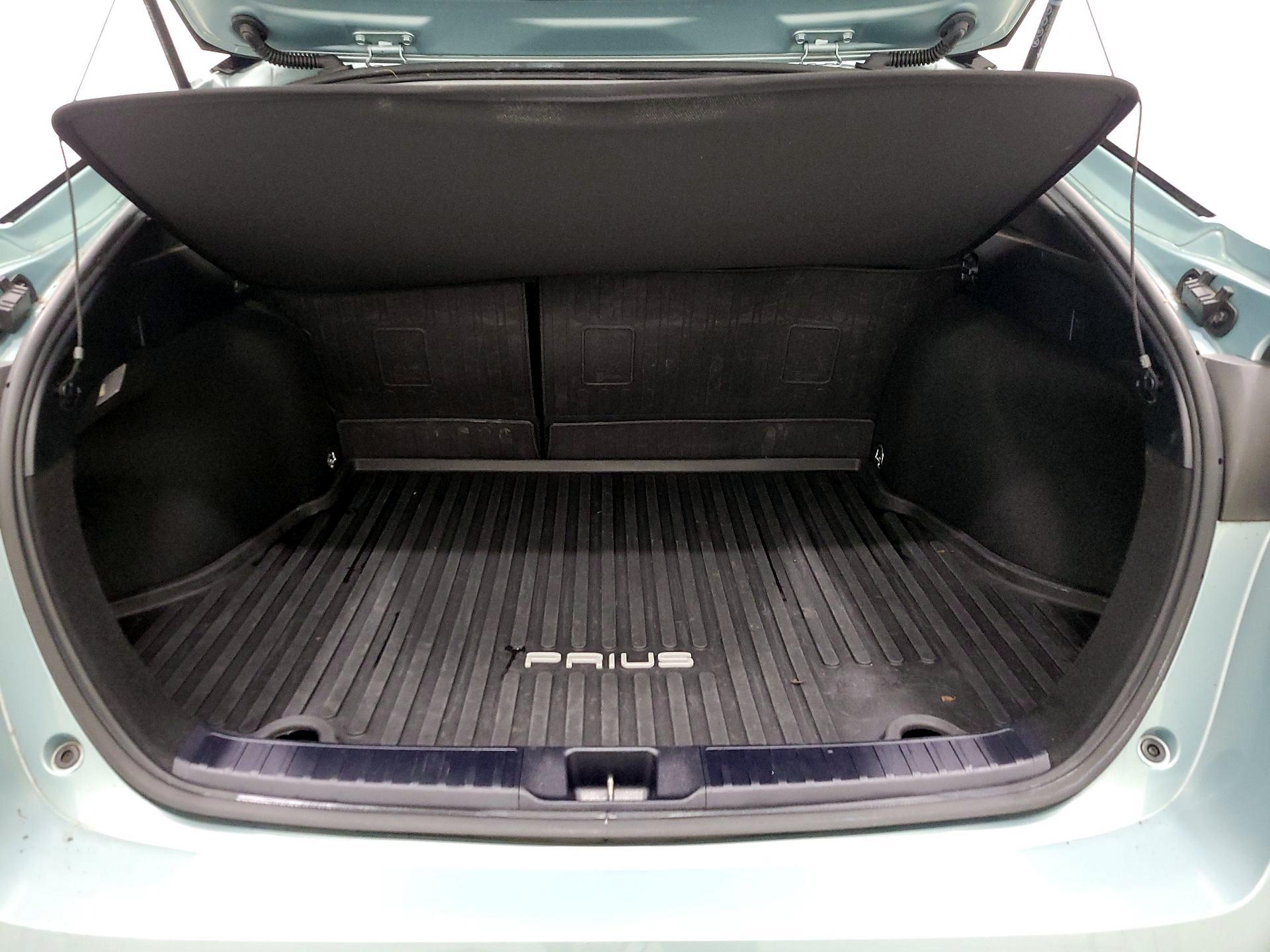 Thumbnail: 2018 Toyota Prius - 20