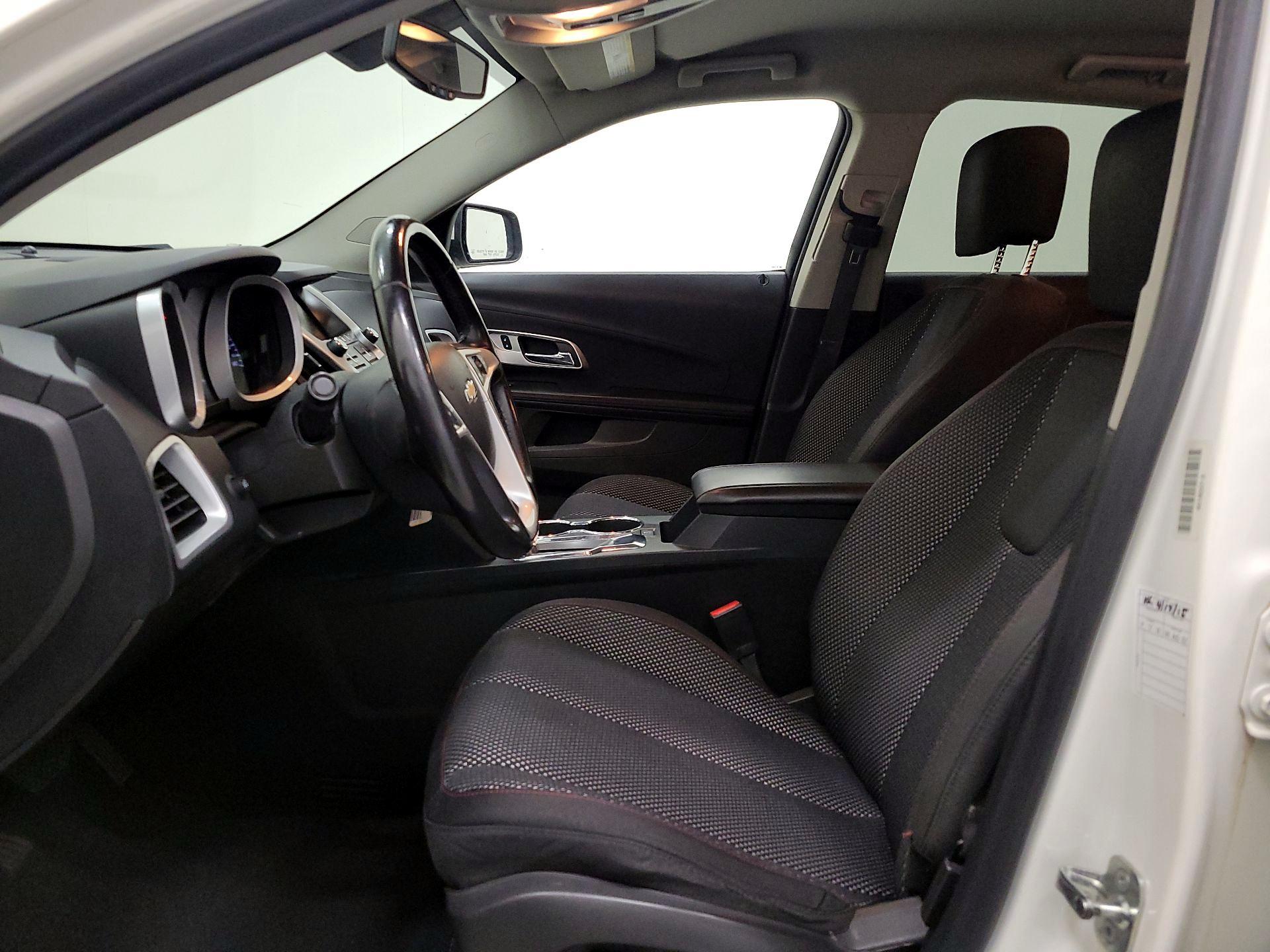 Thumbnail: 2015 Chevrolet Equinox - 11