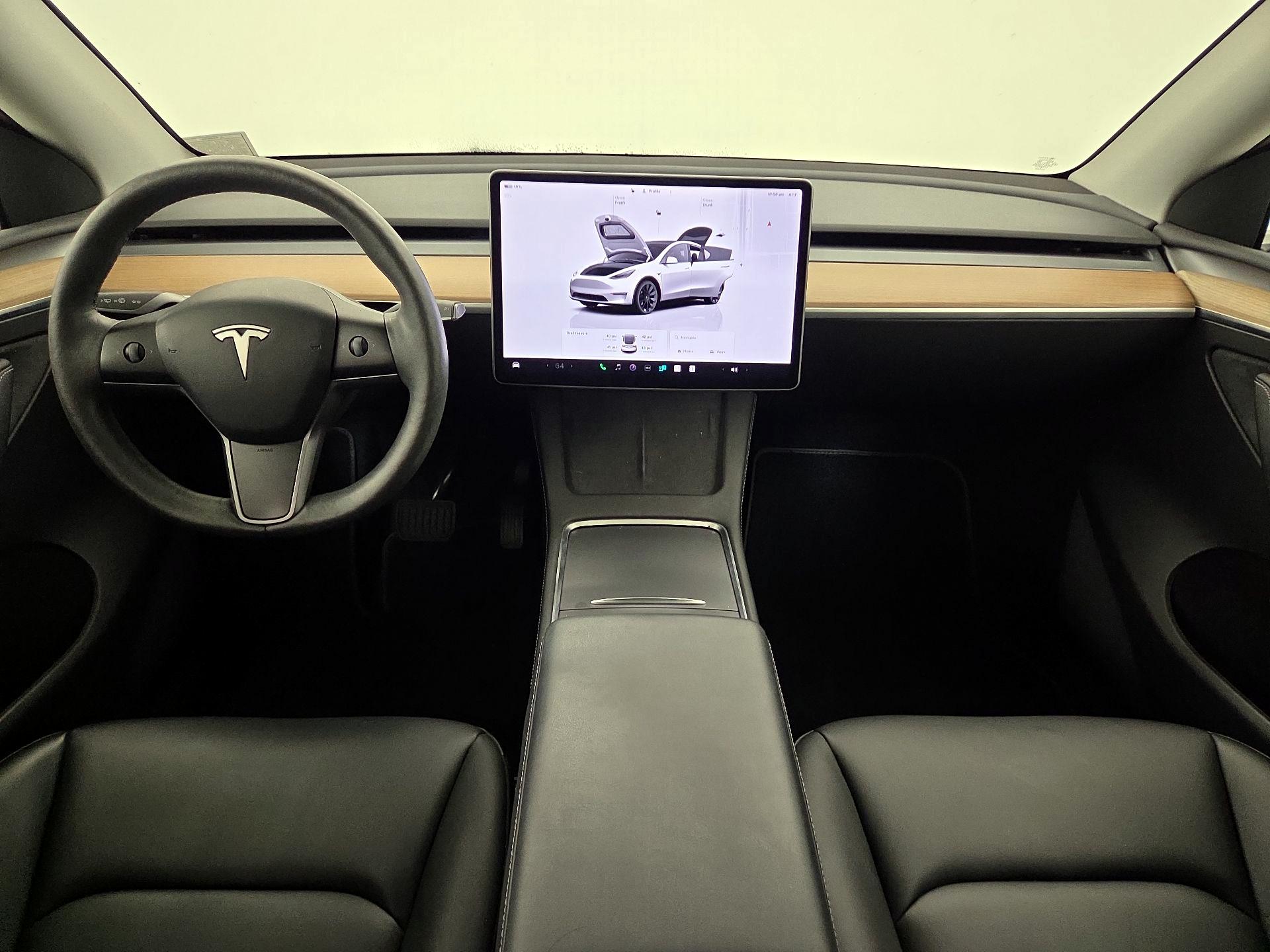 Thumbnail: 2023 Tesla Model Y - 9