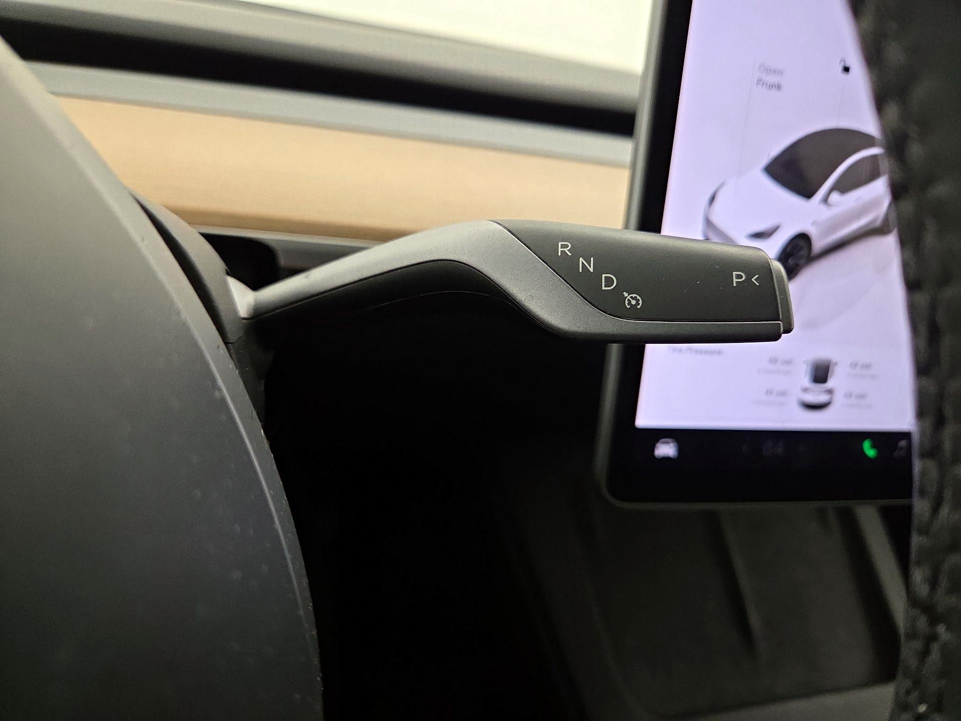 Thumbnail: 2023 Tesla Model Y - 17