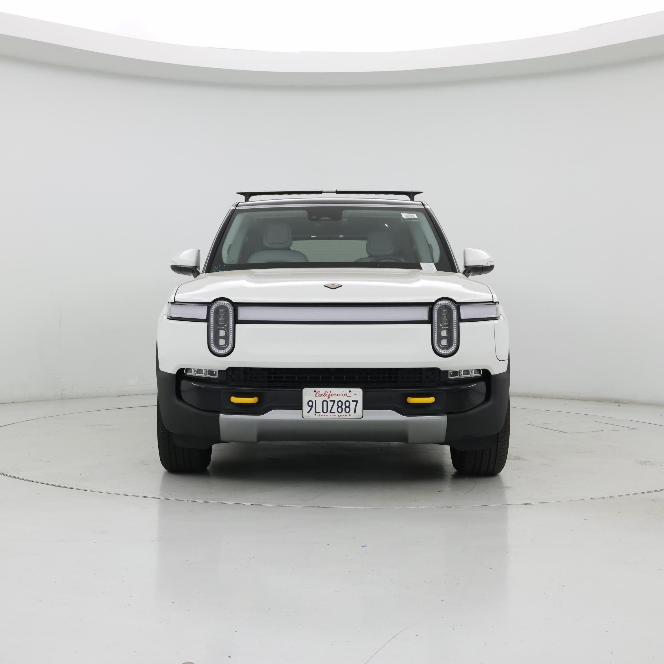 Thumbnail: 2024 Rivian R1S - 5