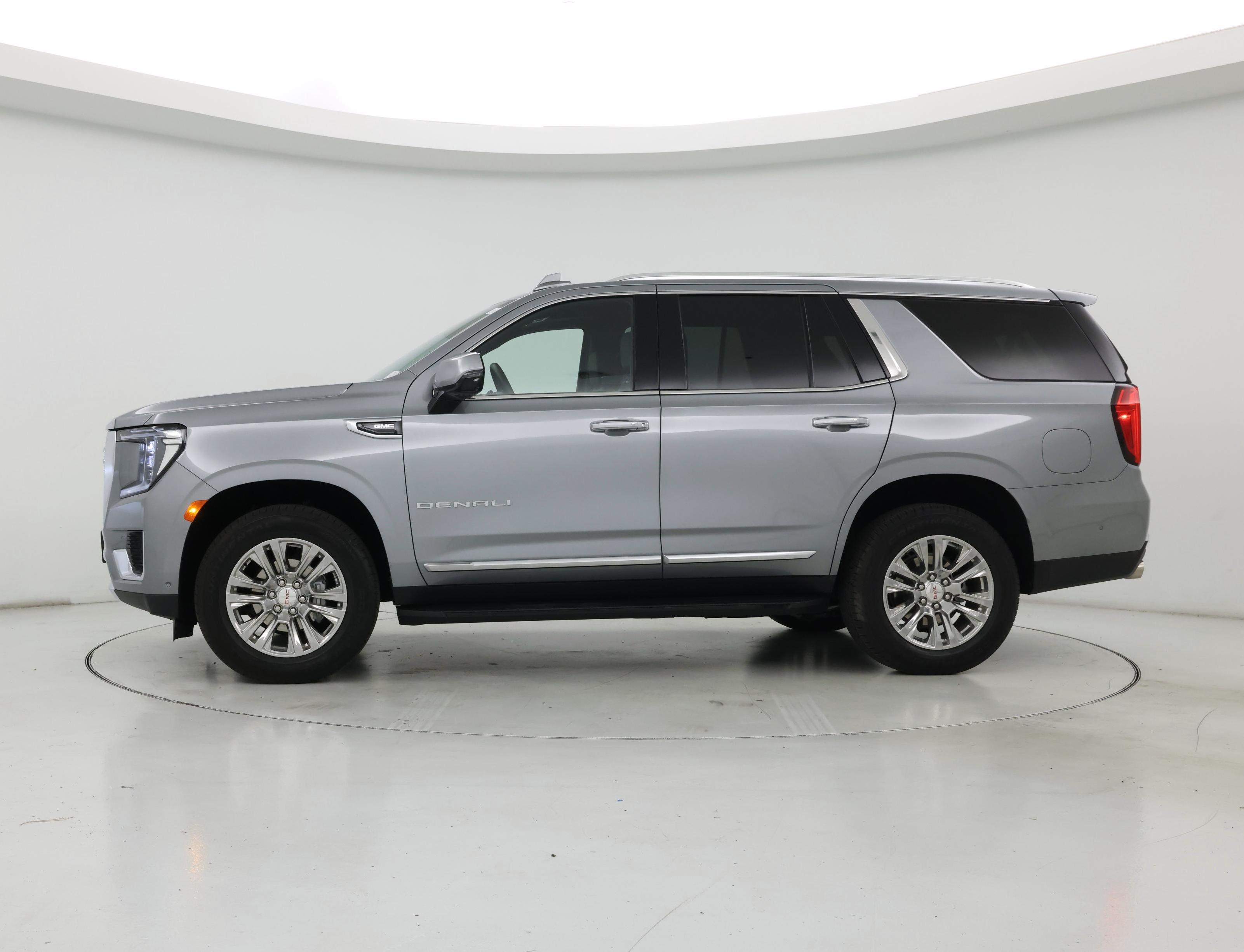 Thumbnail: 2024 GMC Yukon - 3