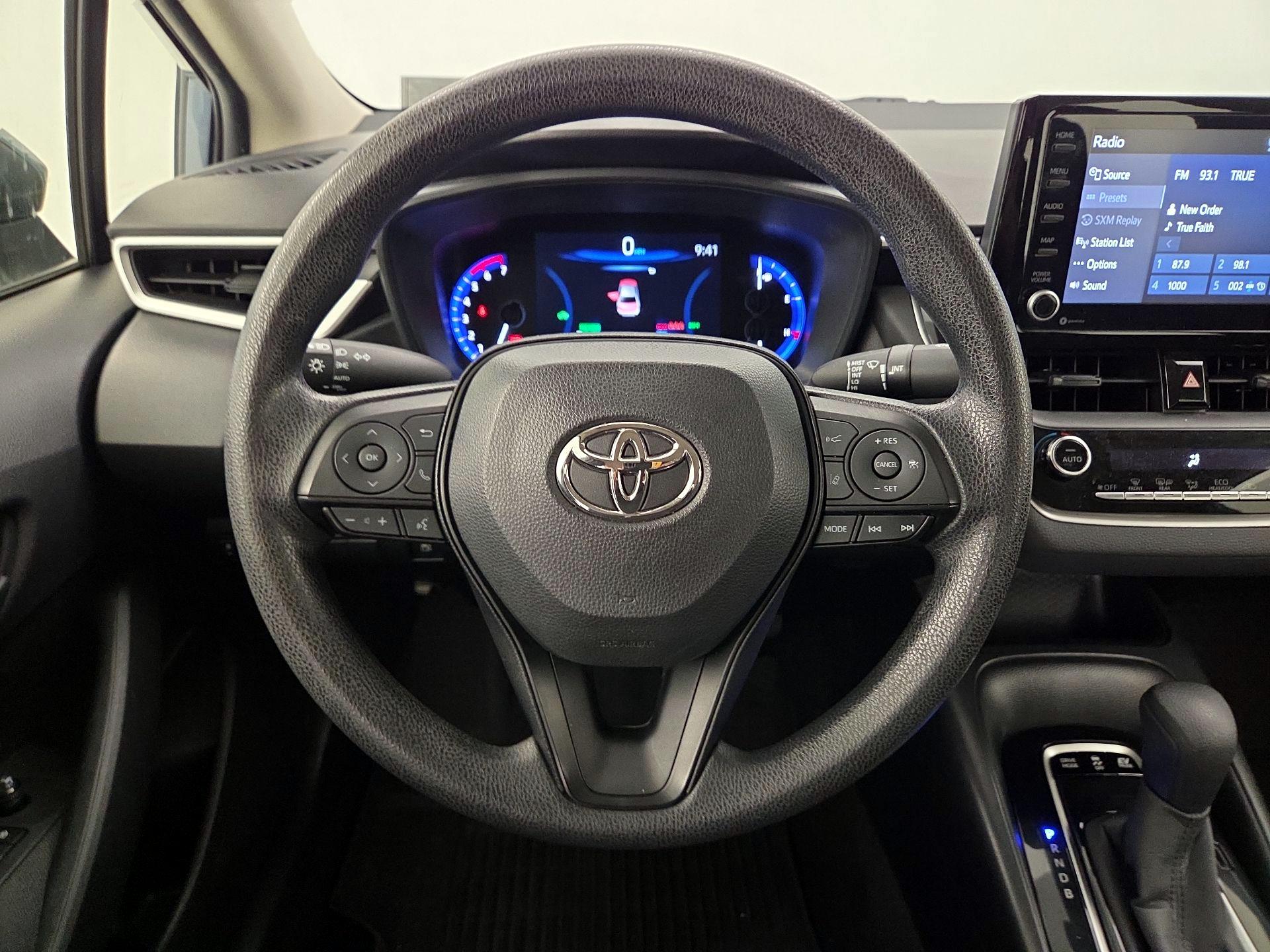 Thumbnail: 2022 Toyota Corolla - 10