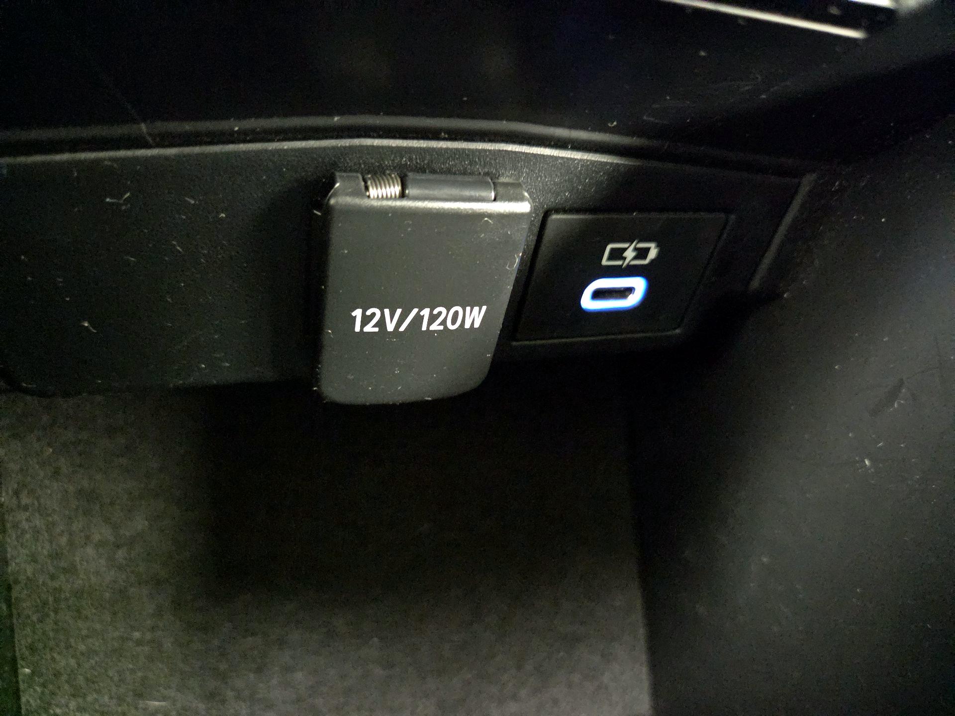 Thumbnail: 2022 Toyota Corolla - 18