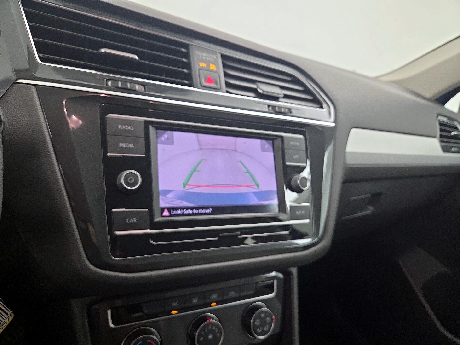 Thumbnail: 2019 Volkswagen Tiguan - 14