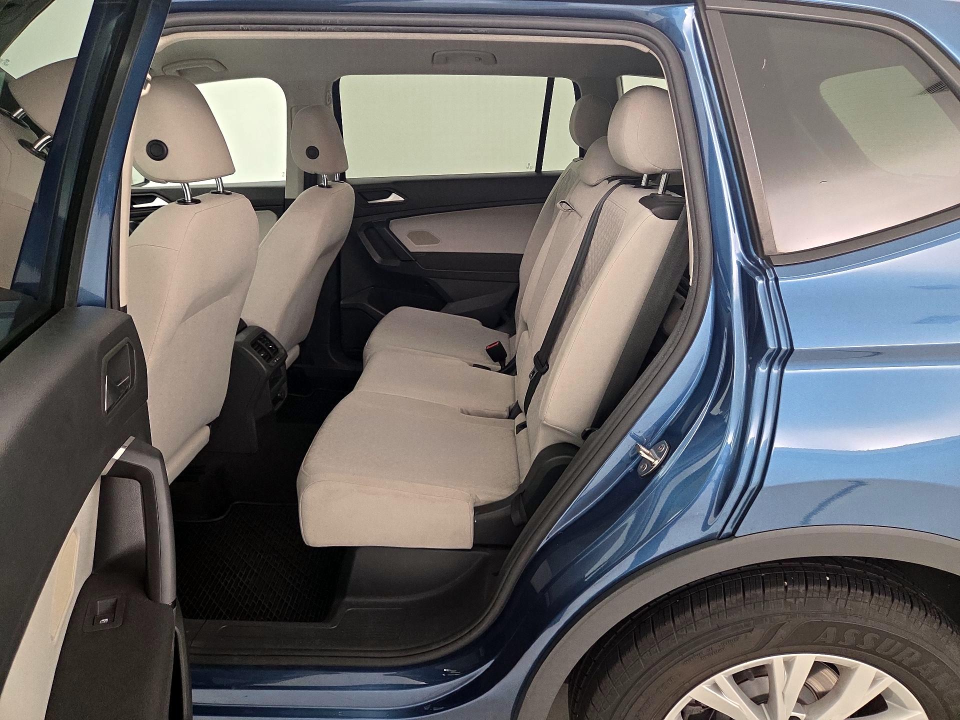 Thumbnail: 2019 Volkswagen Tiguan - 19