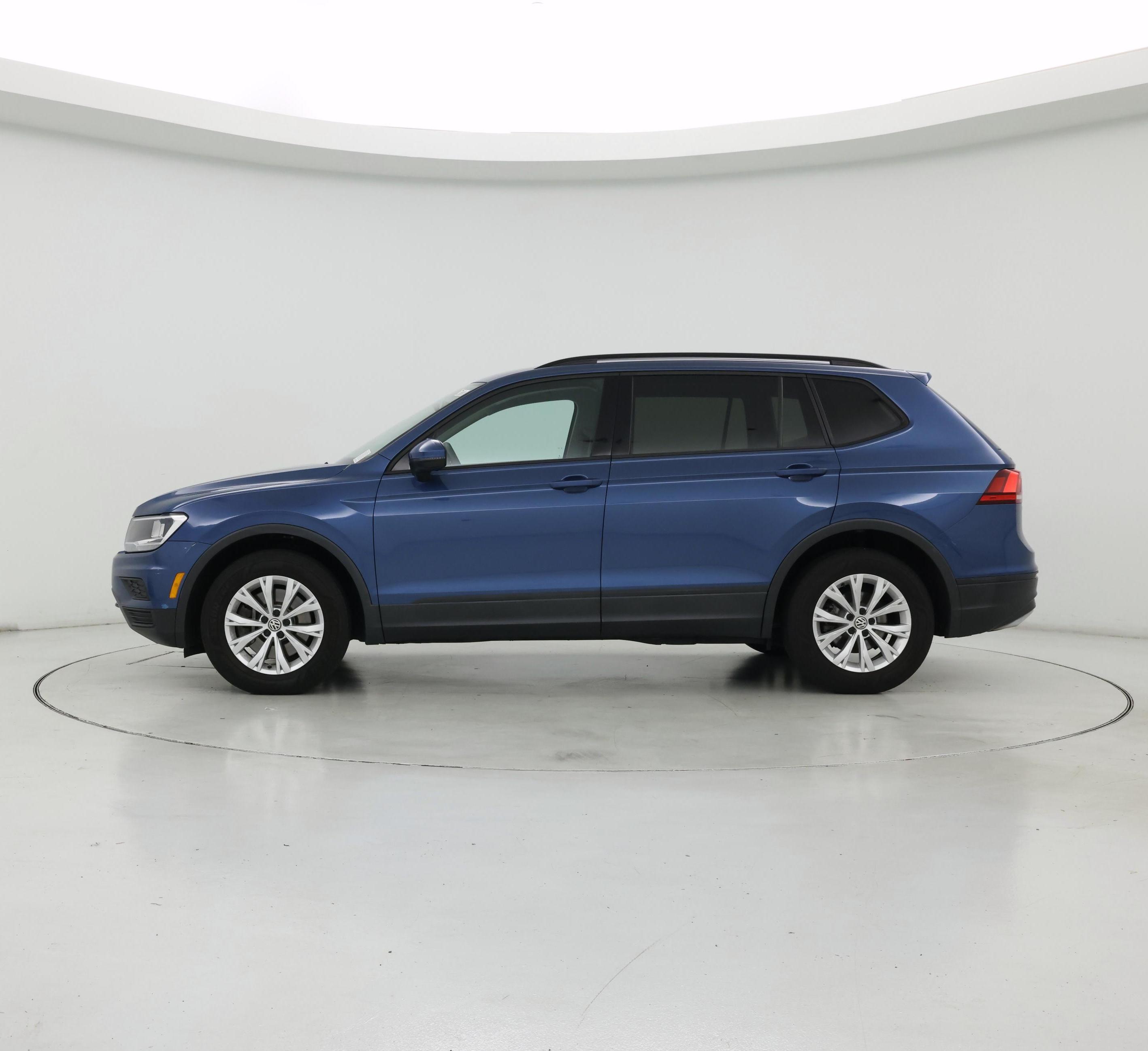 Thumbnail: 2019 Volkswagen Tiguan - 3