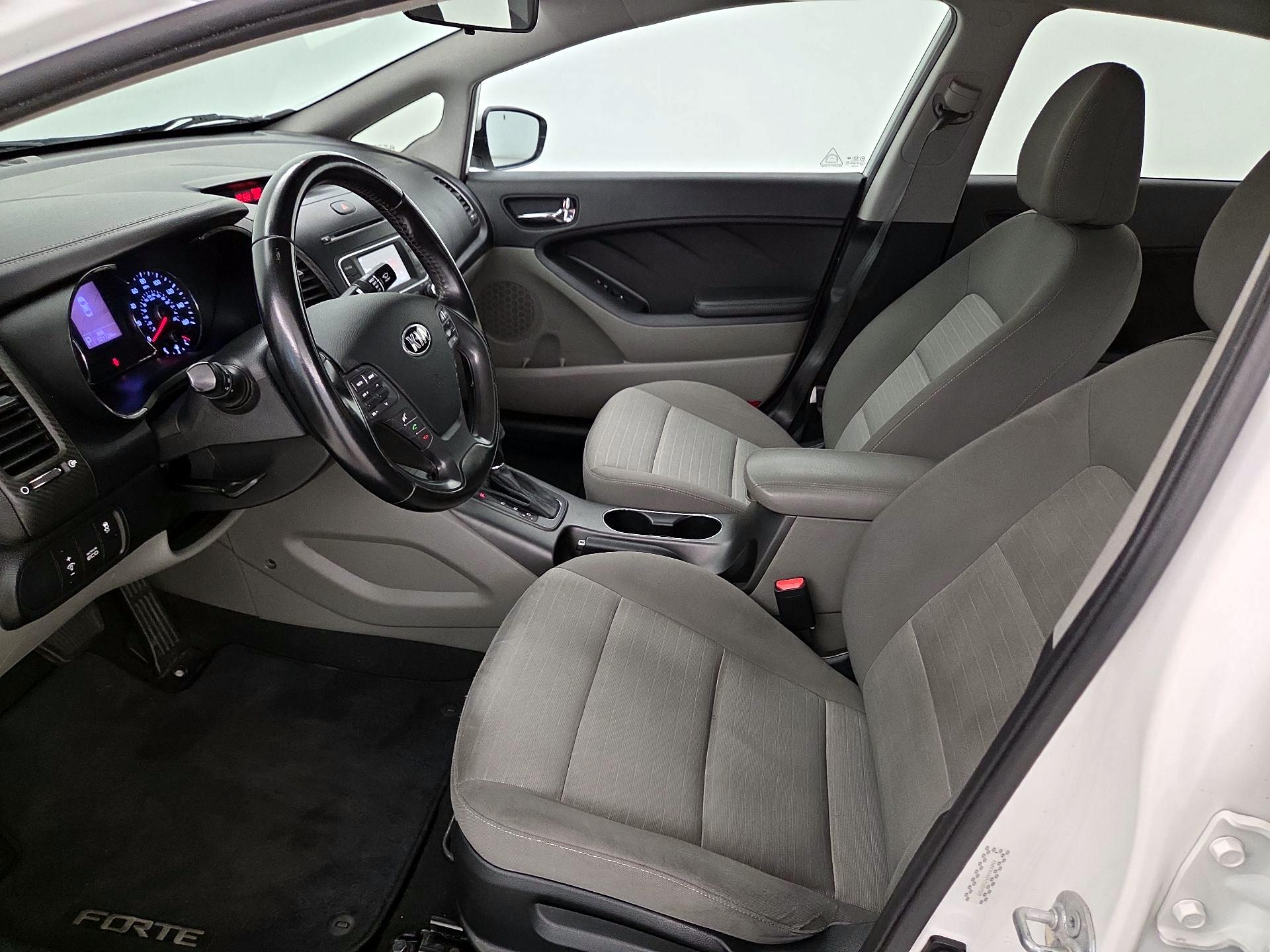 Thumbnail: 2014 Kia Forte - 11