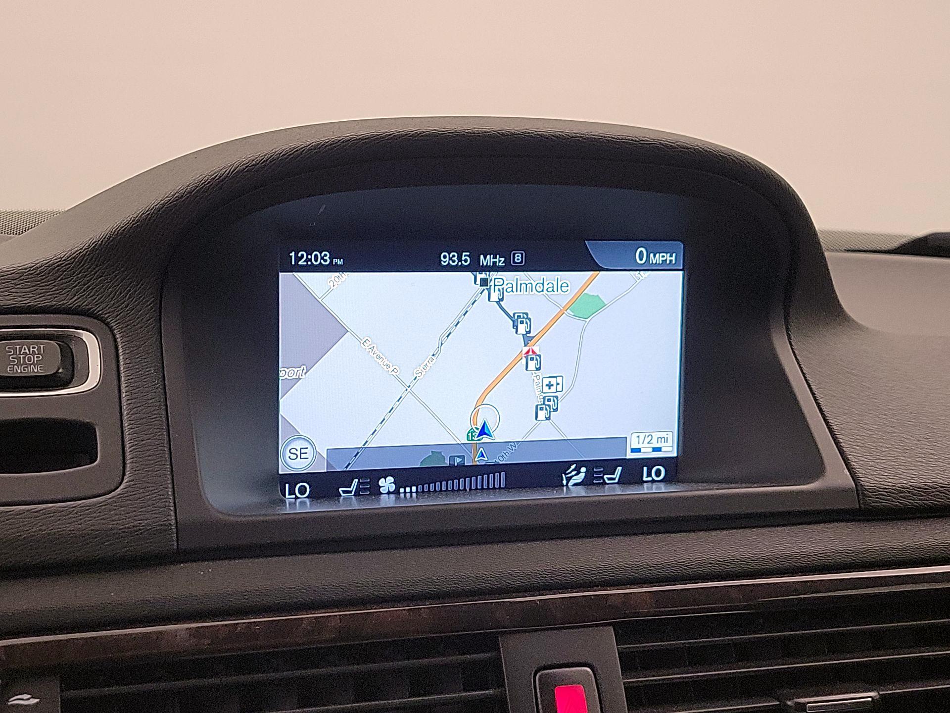 Thumbnail: 2016 Volvo XC70 - 14