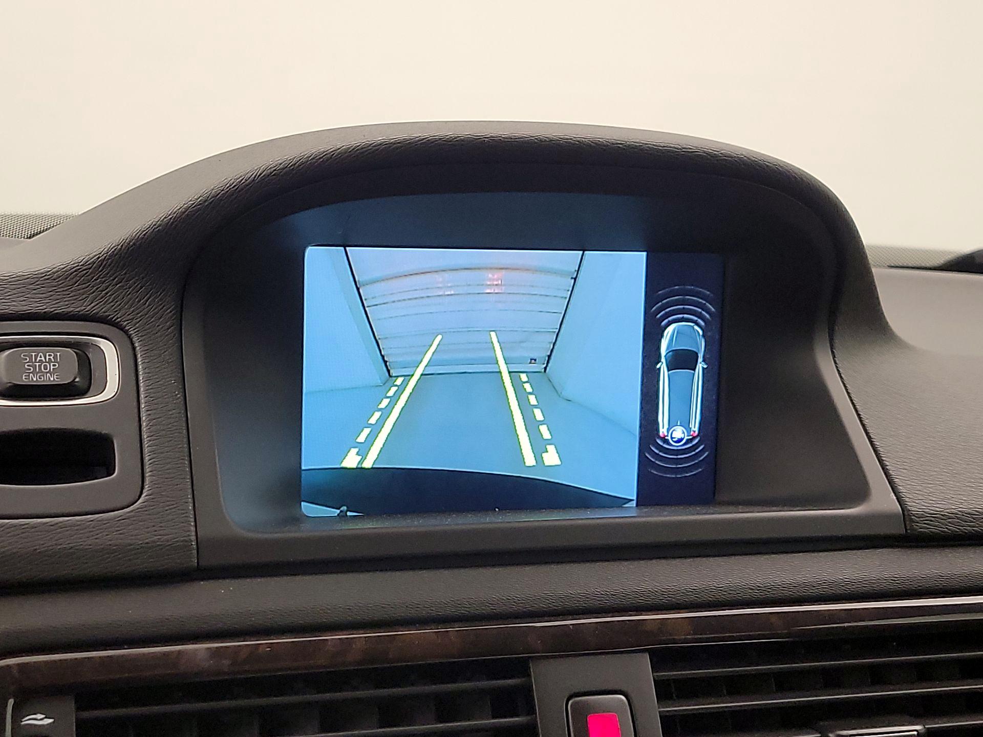 Thumbnail: 2016 Volvo XC70 - 15