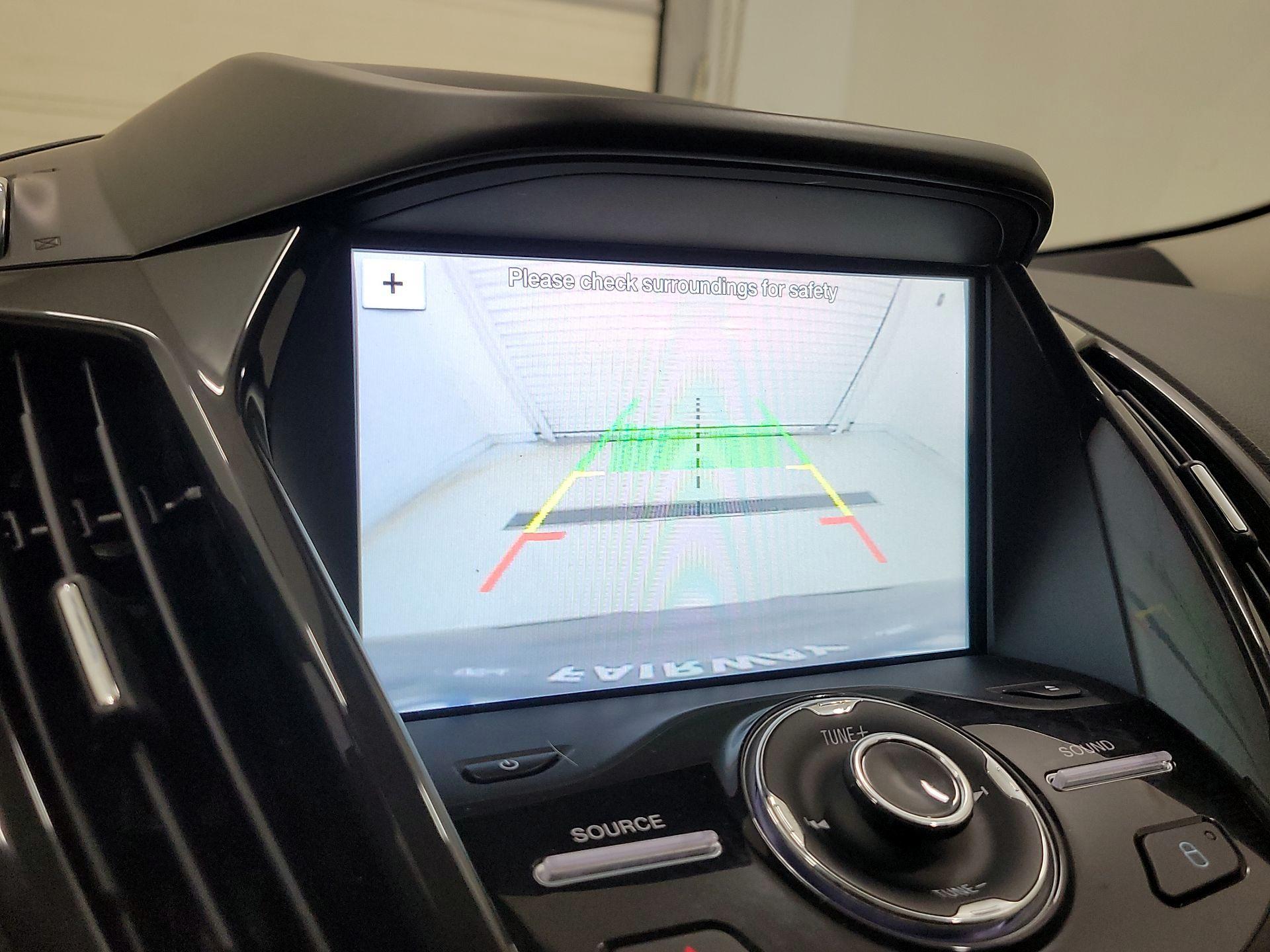 Thumbnail: 2016 Ford Escape - 15