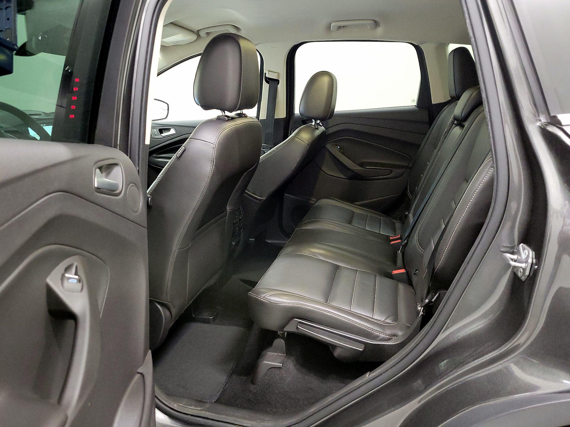 Thumbnail: 2016 Ford Escape - 20