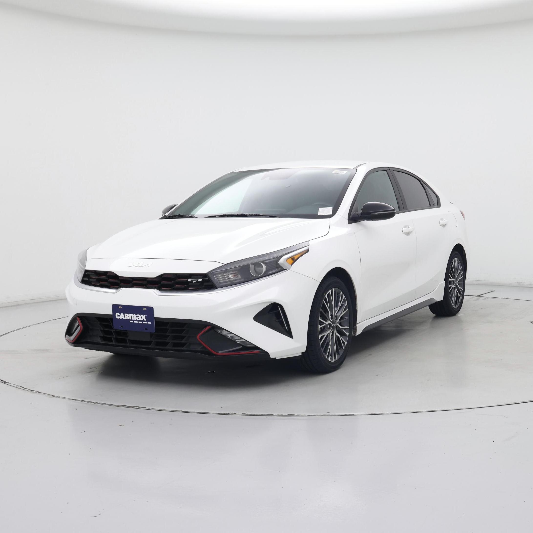 Thumbnail: 2024 Kia Forte - 4