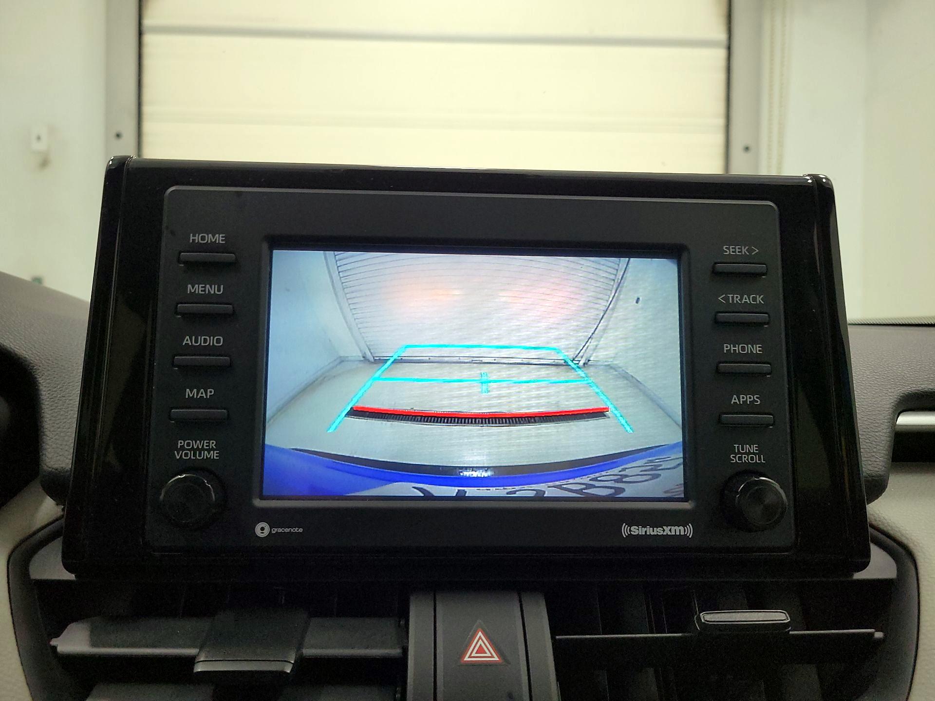 Thumbnail: 2021 Toyota RAV4 - 14