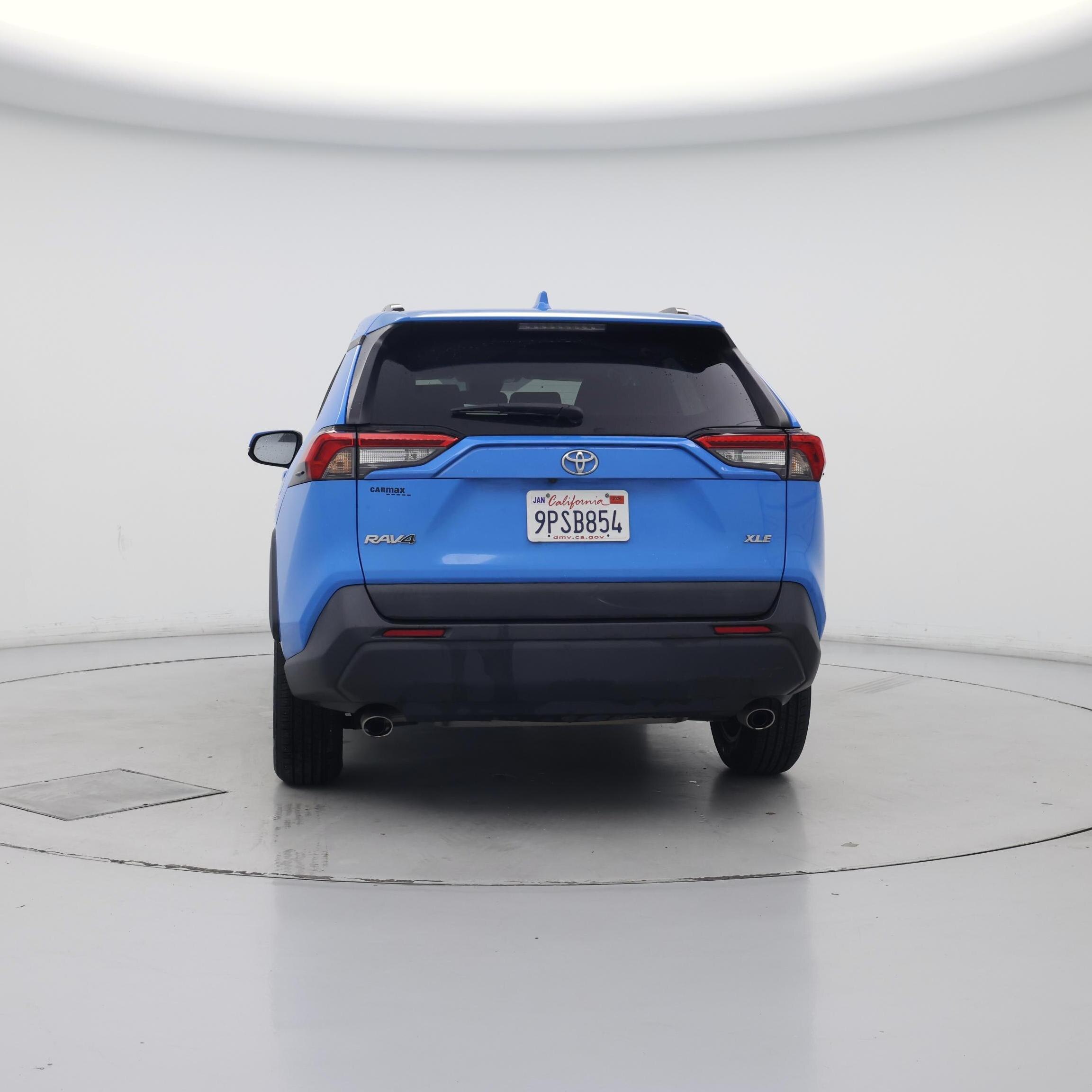 Thumbnail: 2021 Toyota RAV4 - 6