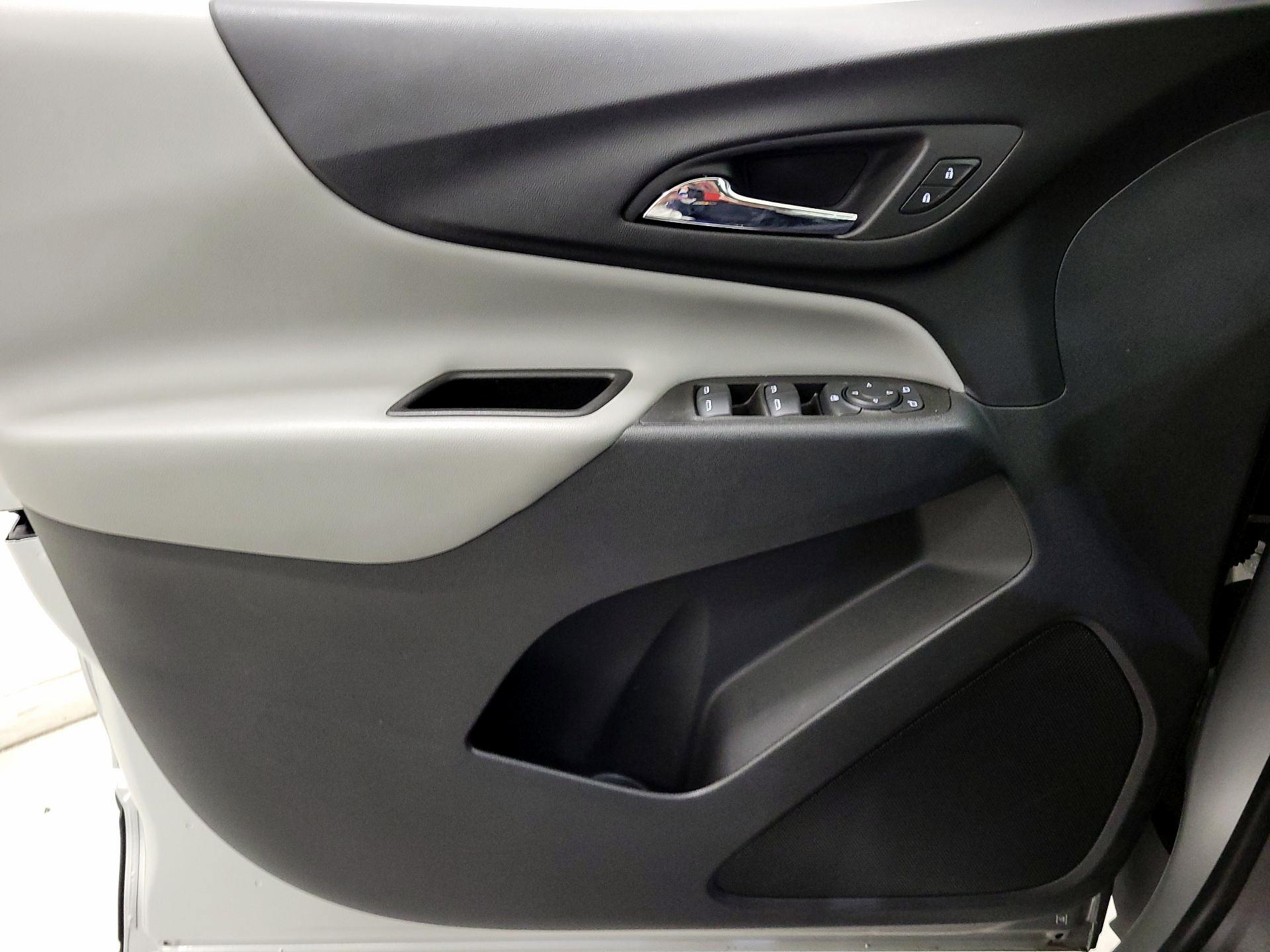 Thumbnail: 2020 Chevrolet Equinox - 12